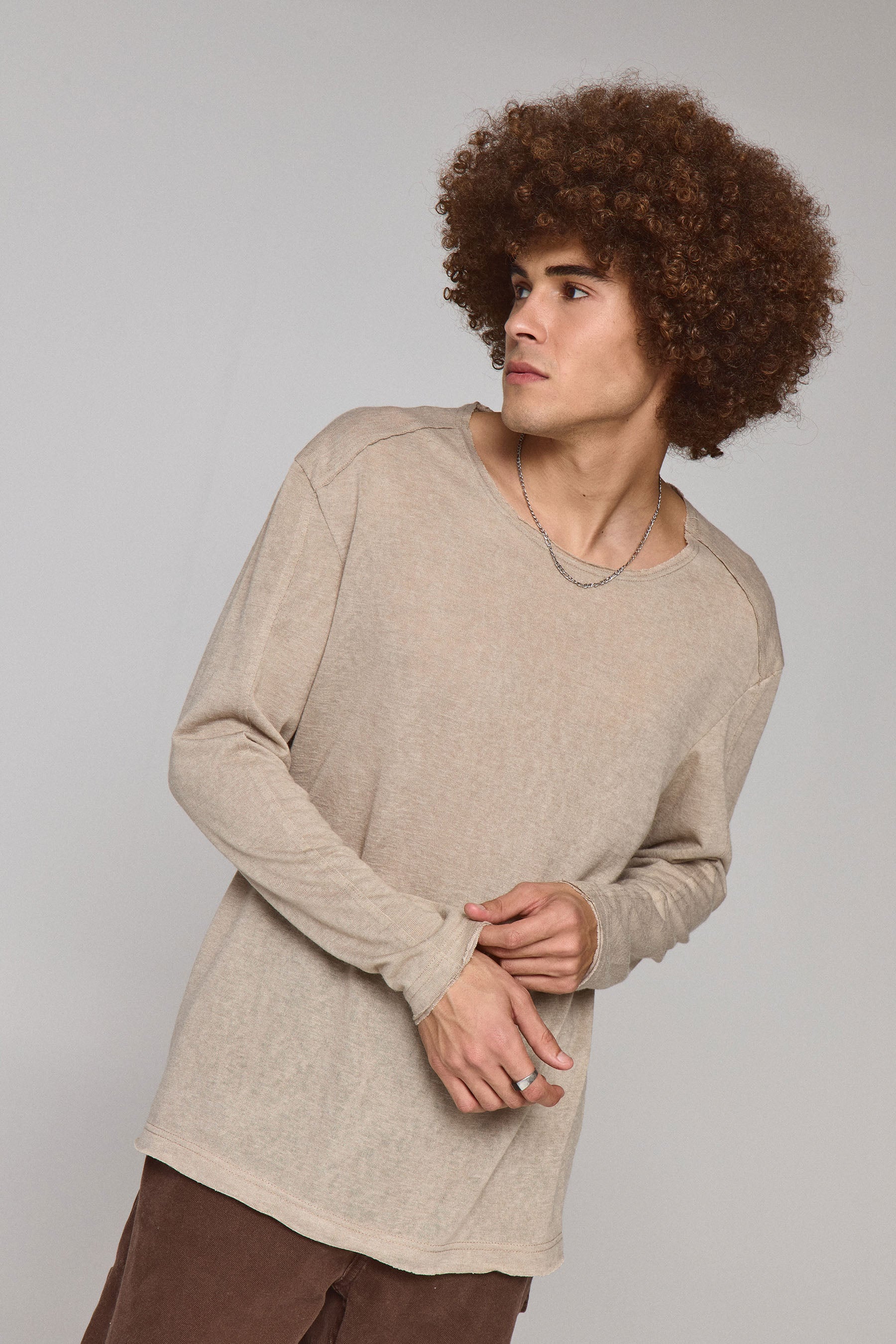 טי סלאב ש.ארוך