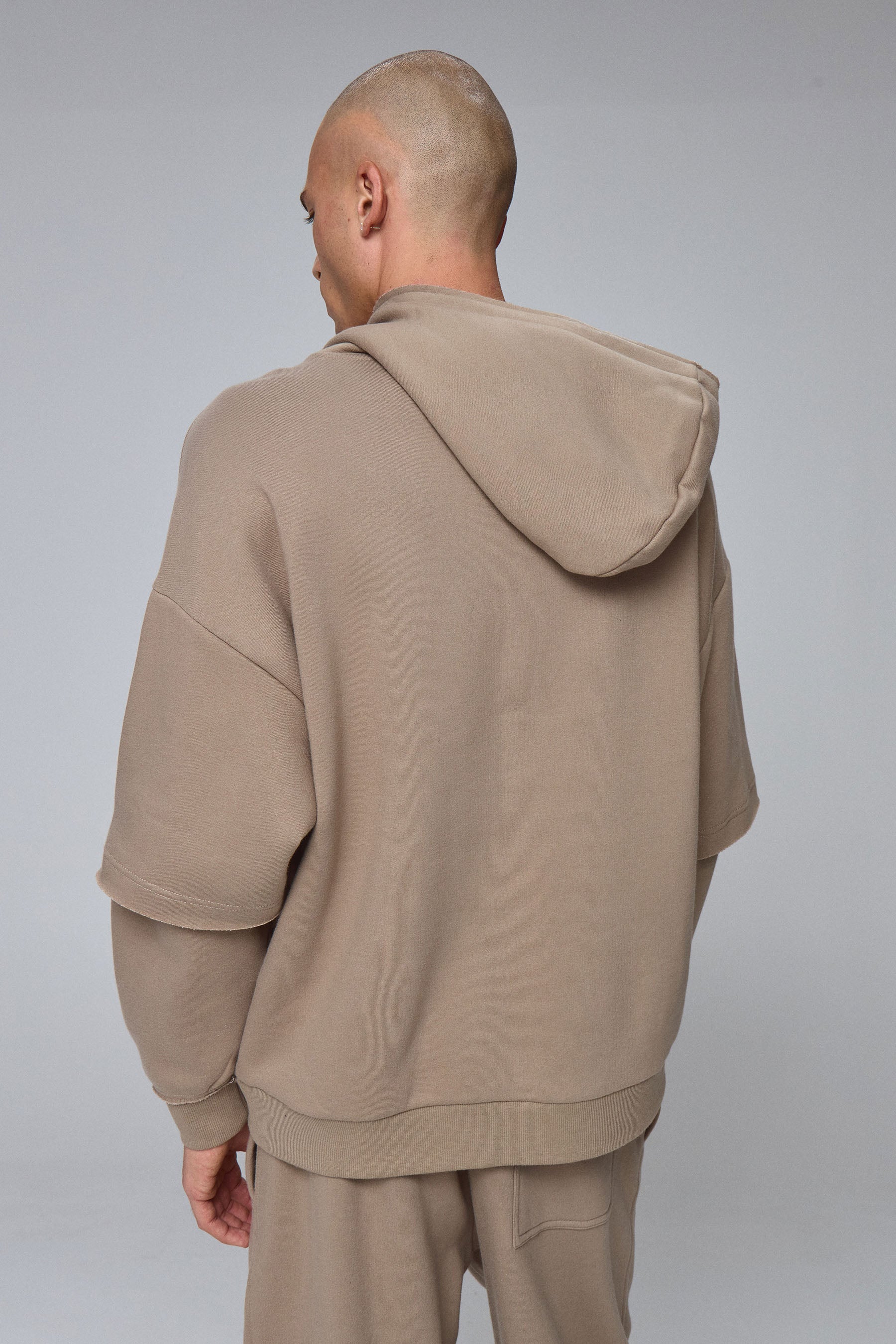 קפוצ'ון שרוול על שרוול