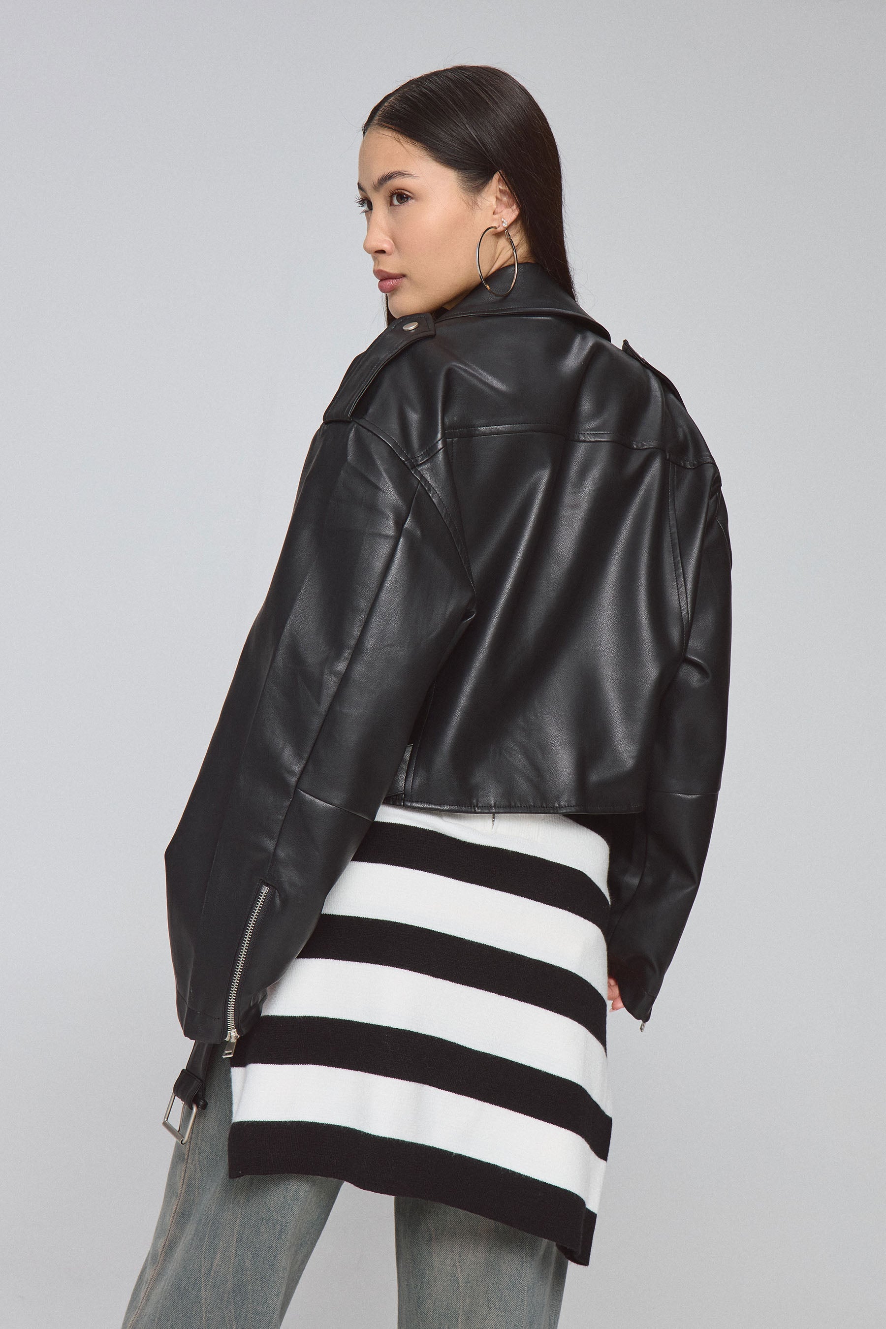 ג'קט בייקר פיו