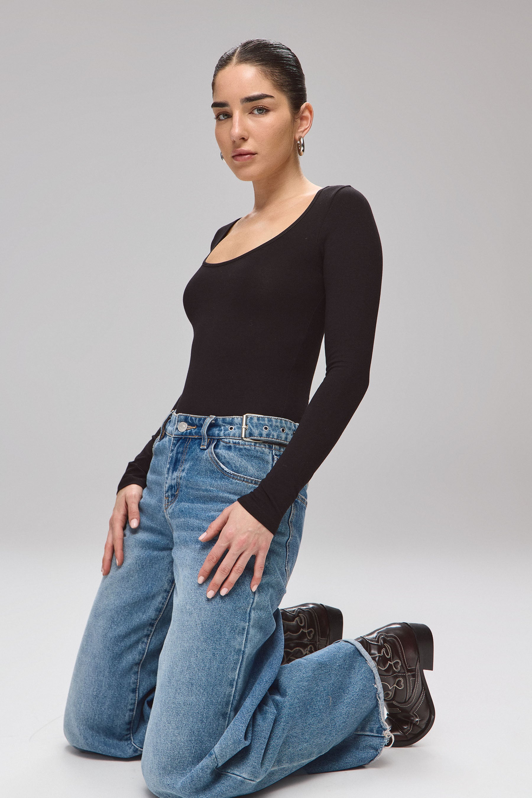 ג'ינס נמוך אבזם