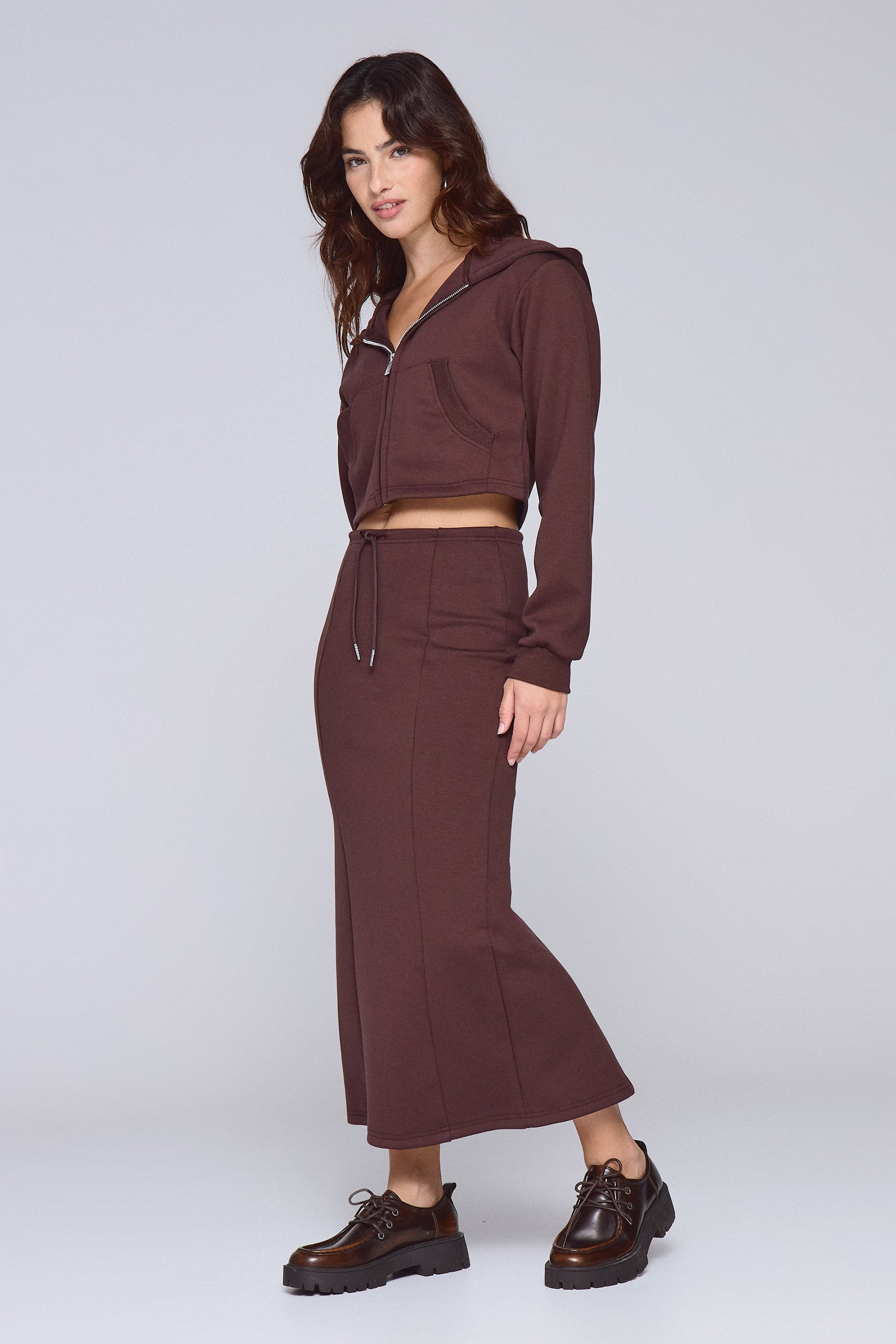 חצאית מידי סט צ'לסי