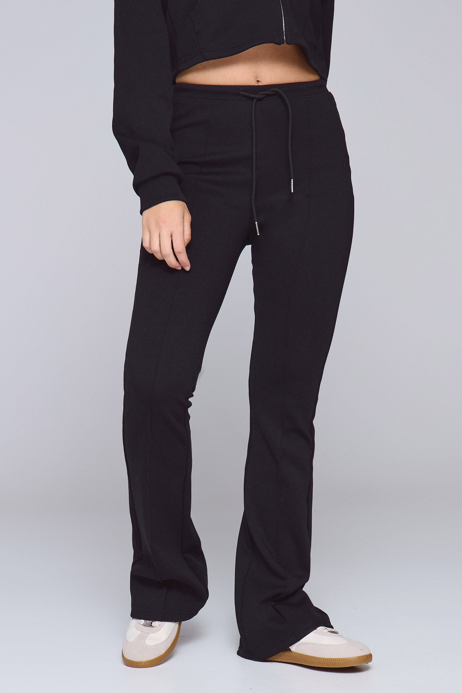 מכנסיים סט אינטרלוק צ'לסי