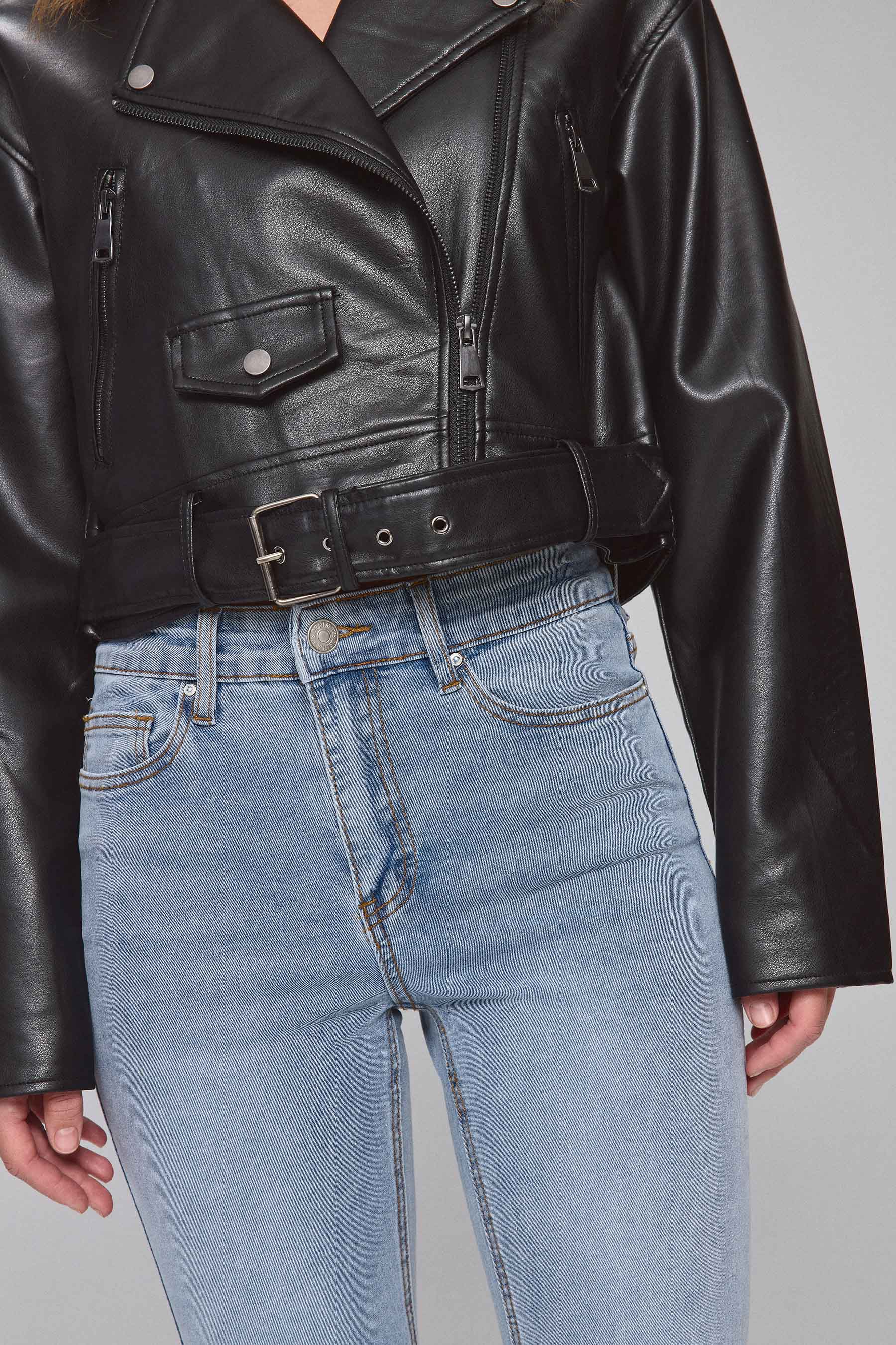 ג'ינס סקיני ניל