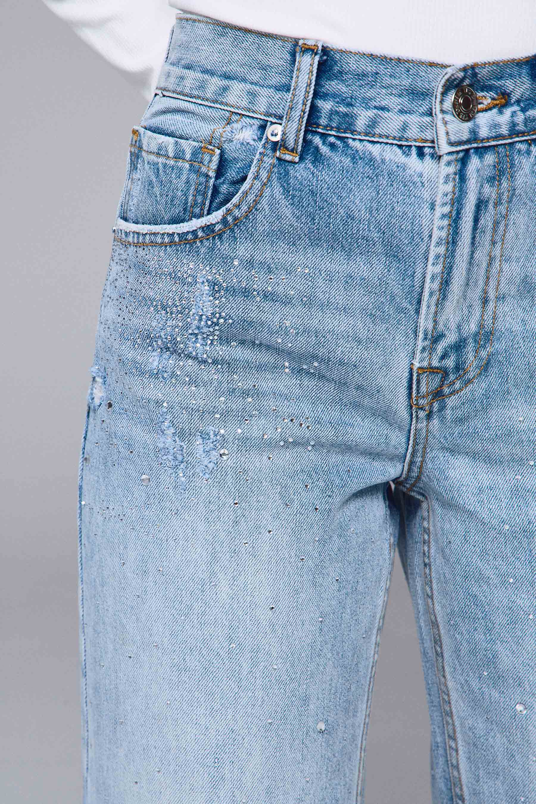 ג'ינס רחב יהלום