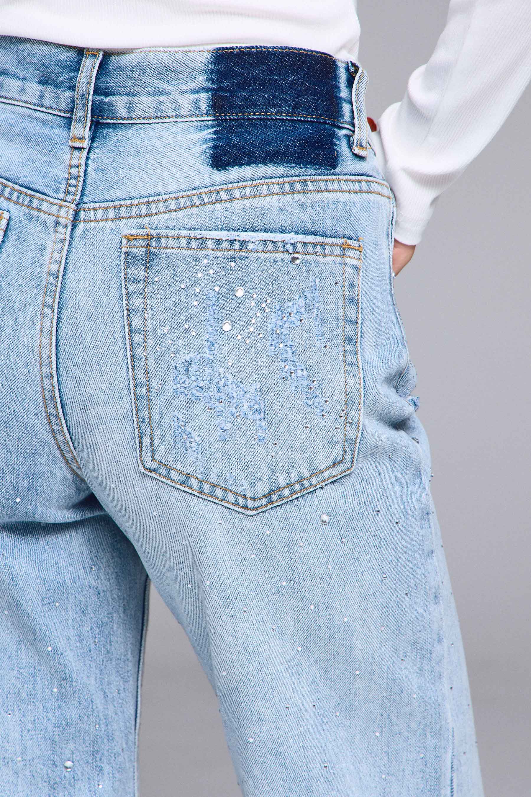 ג'ינס רחב יהלום