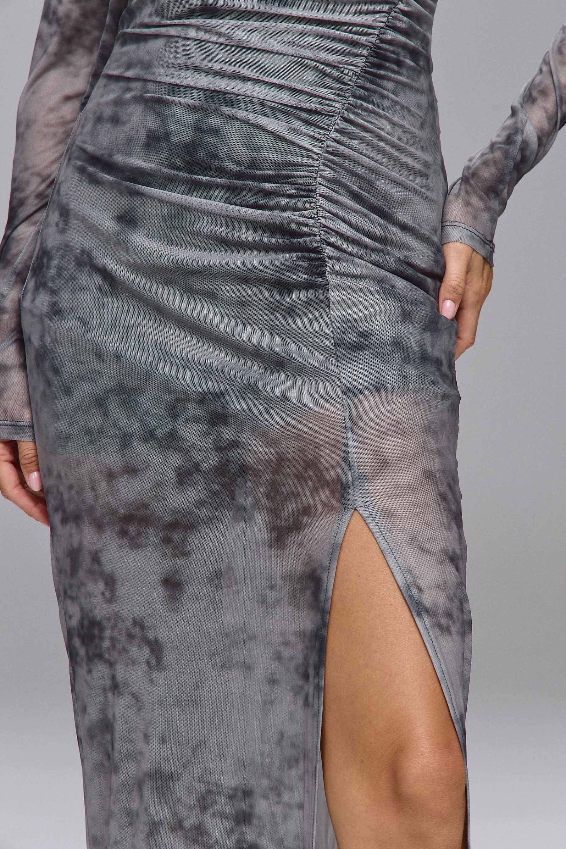 שמלת מקסי רזיל שרוול ארוך