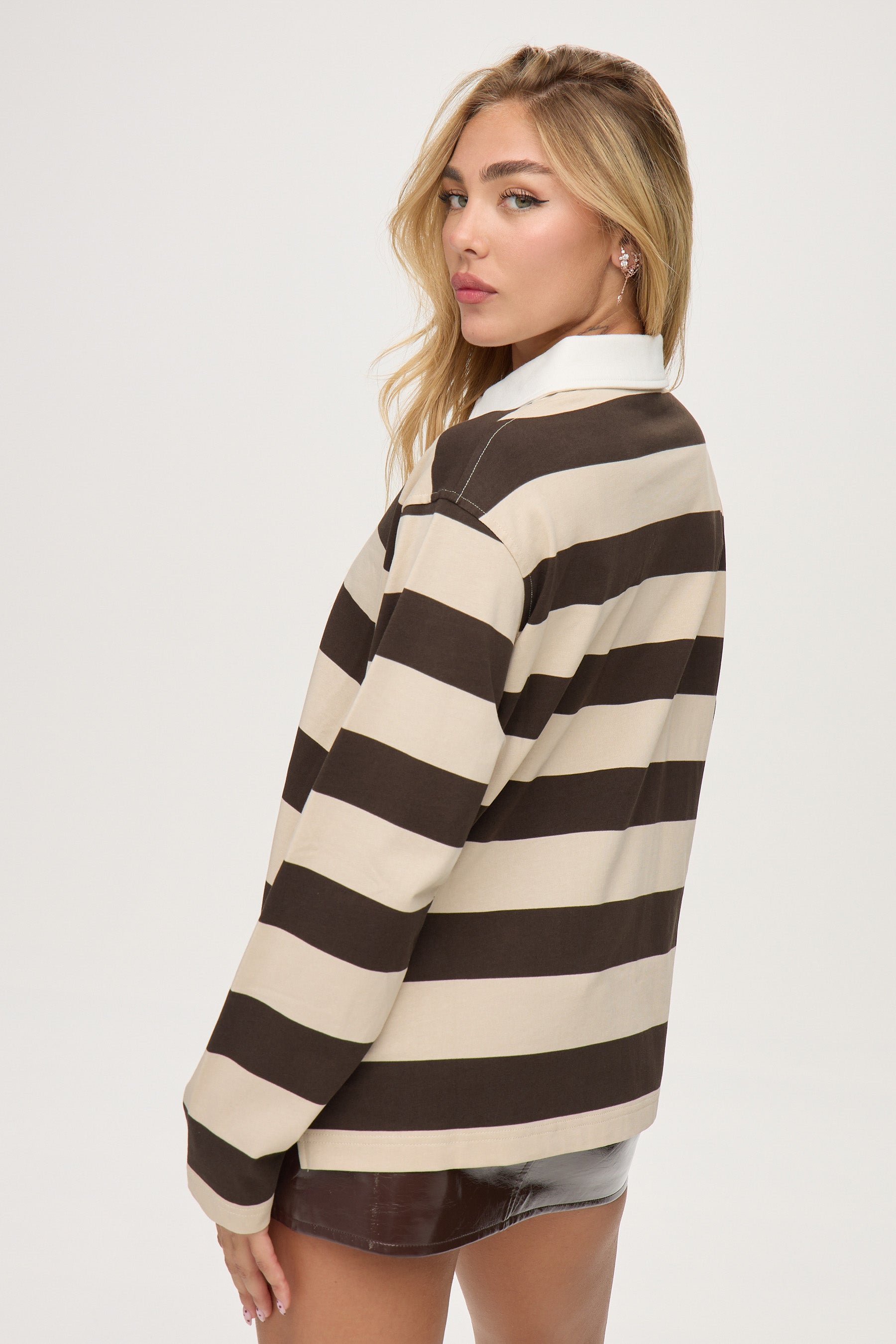 חולצת פולו פסים