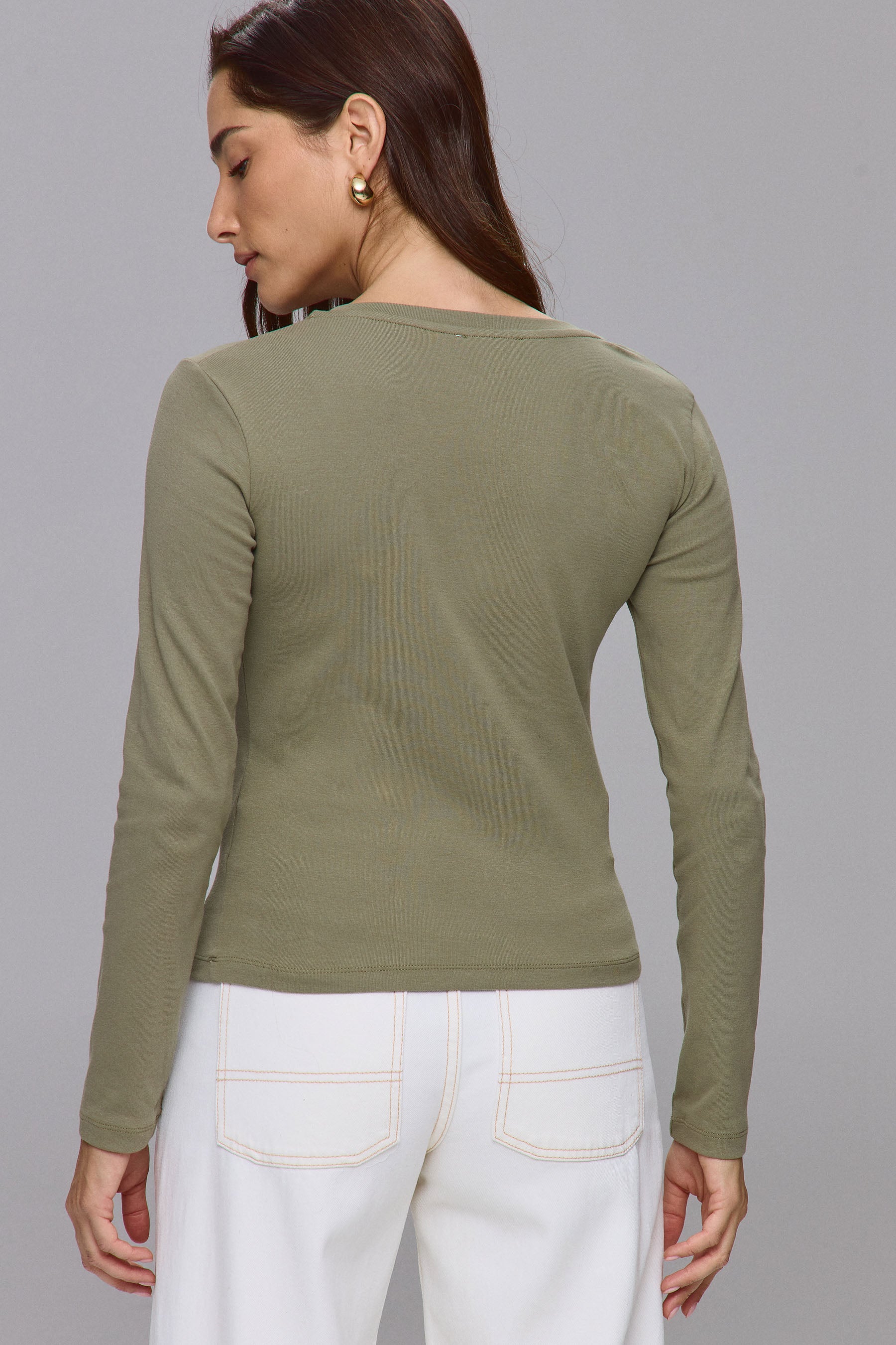 חולצת וי רני שרוול ארוך