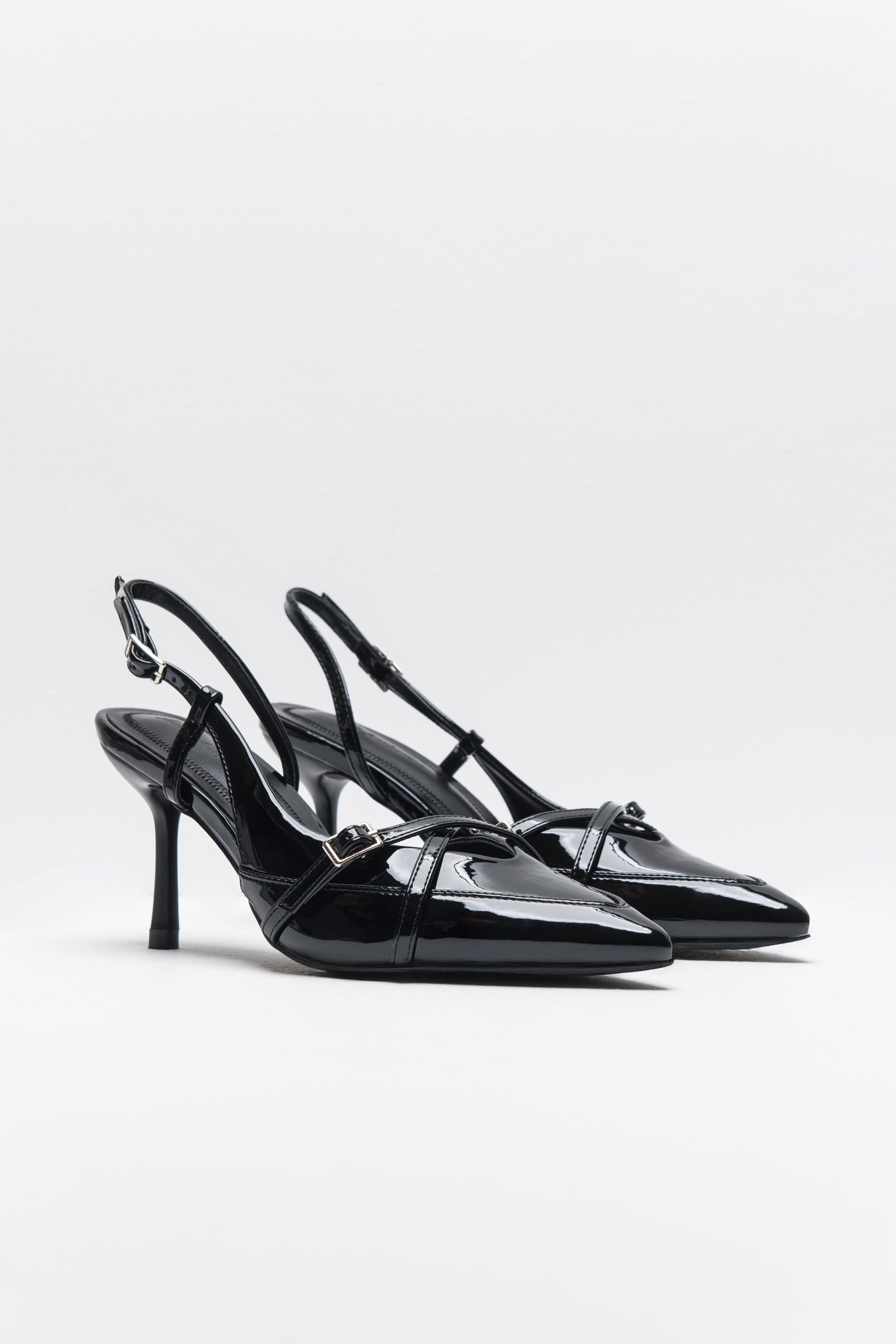 נעל עקב ליאנה