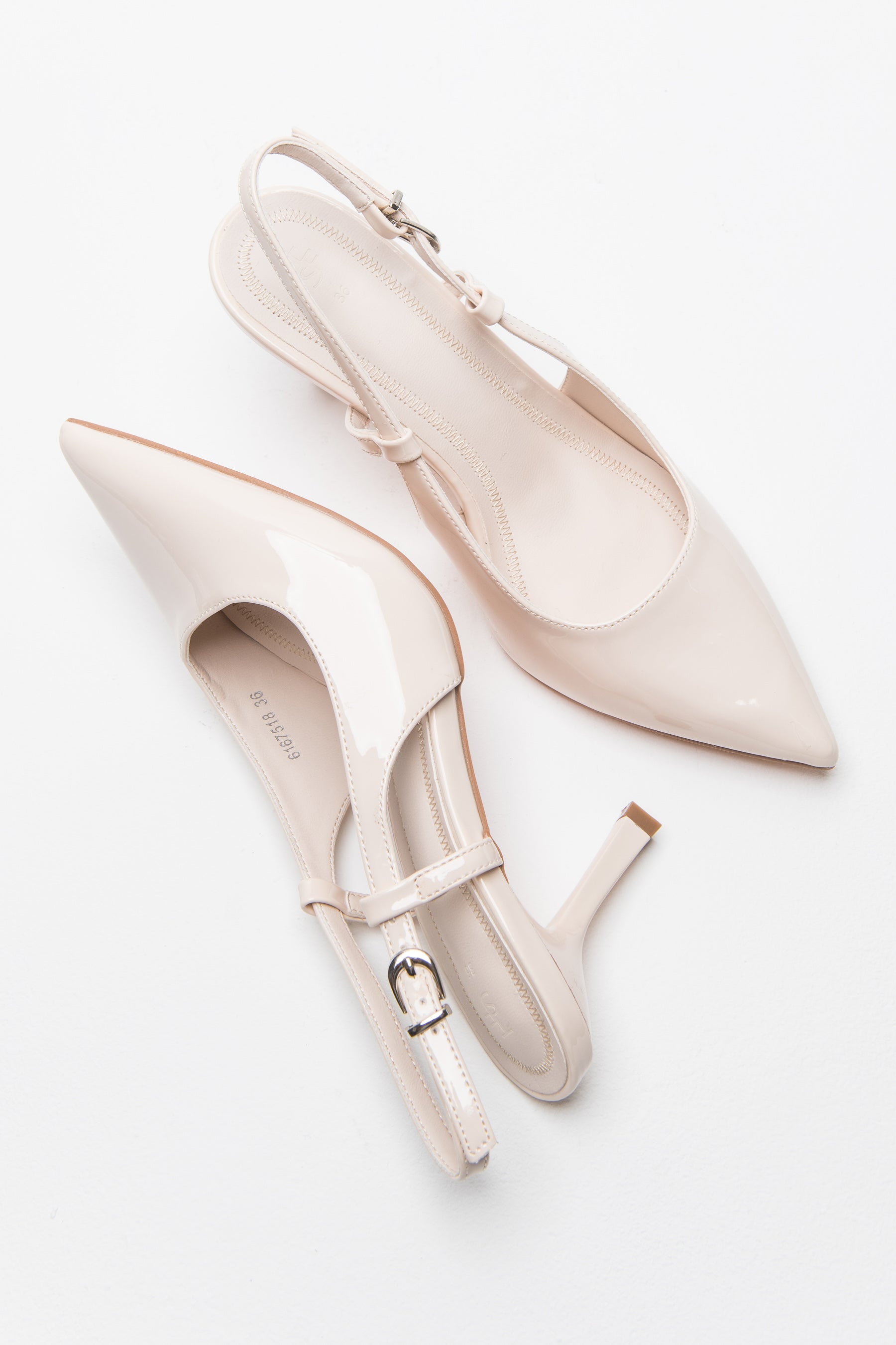 נעלי עקב ברוק