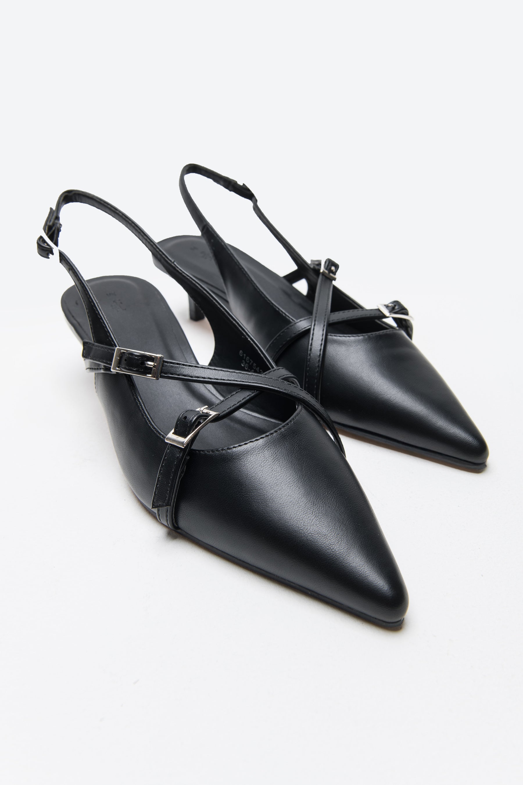 נעל עקב ג'ני