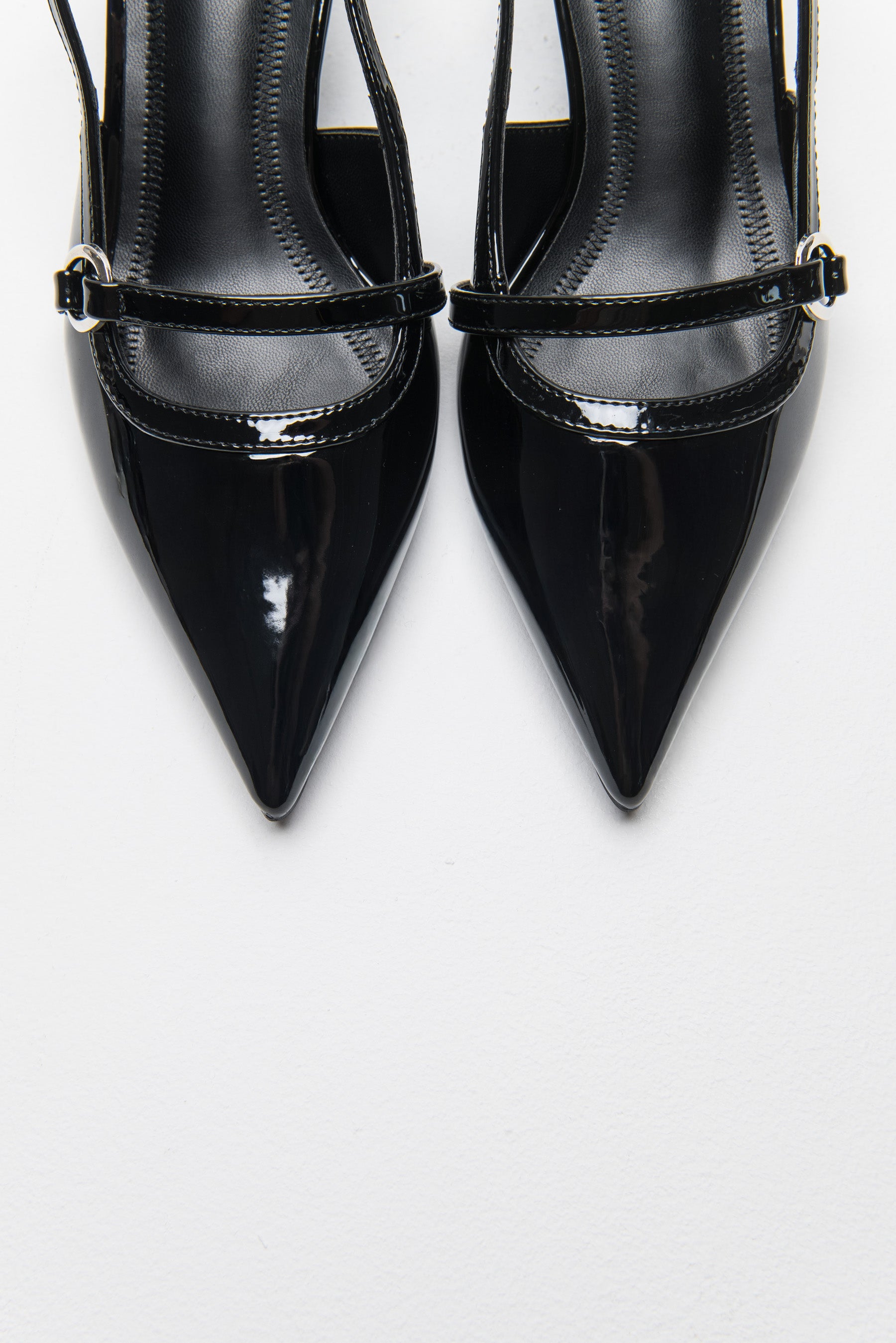 נעלי עקב ארין