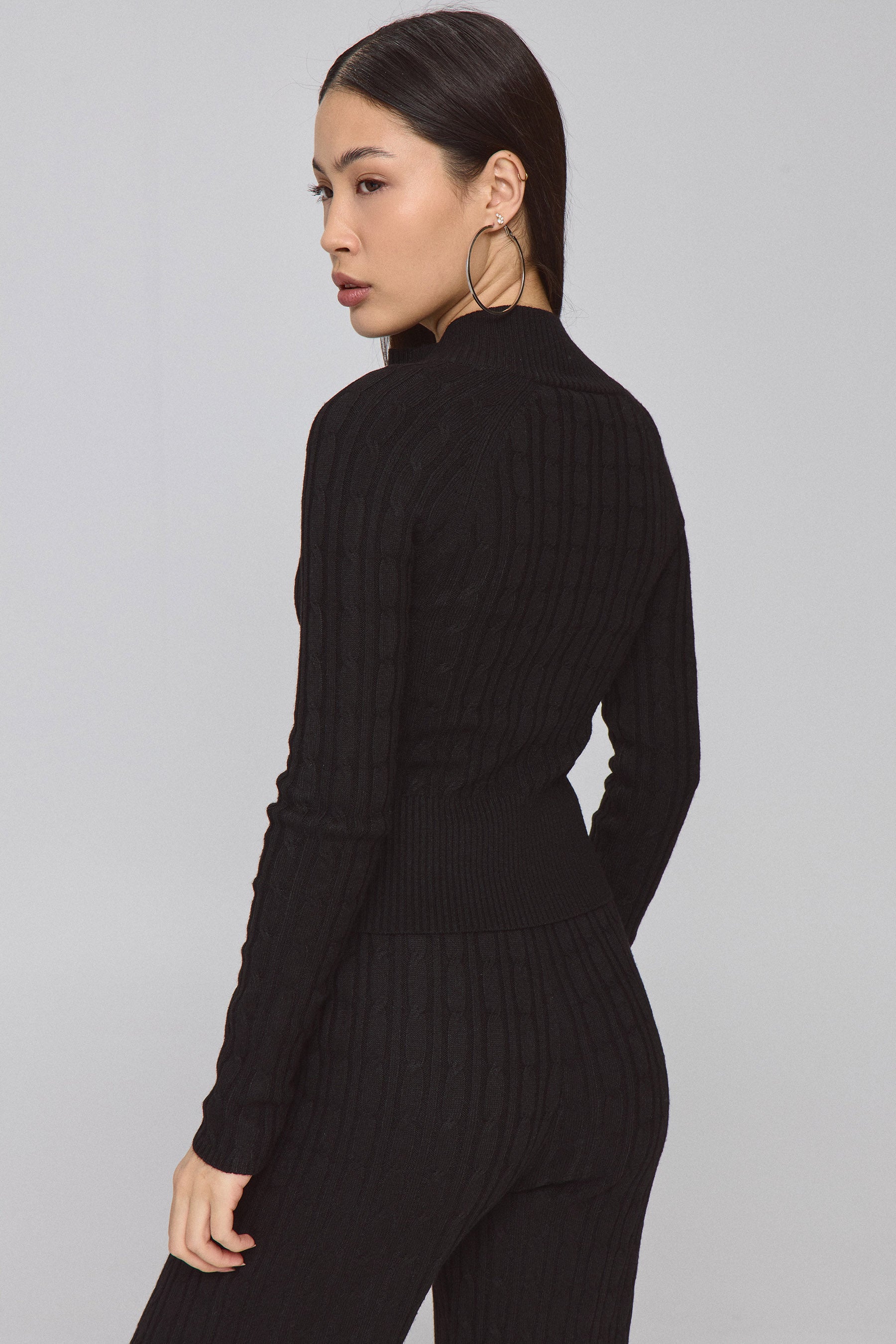 סריג קרדיגן צוורון מוק סט צמות