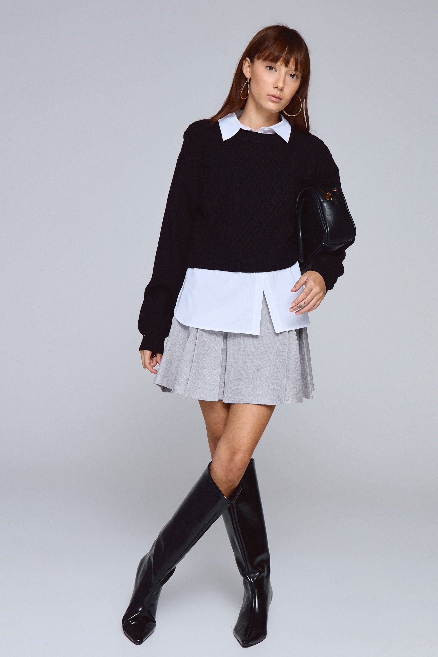 סריג מלני עם צווארון