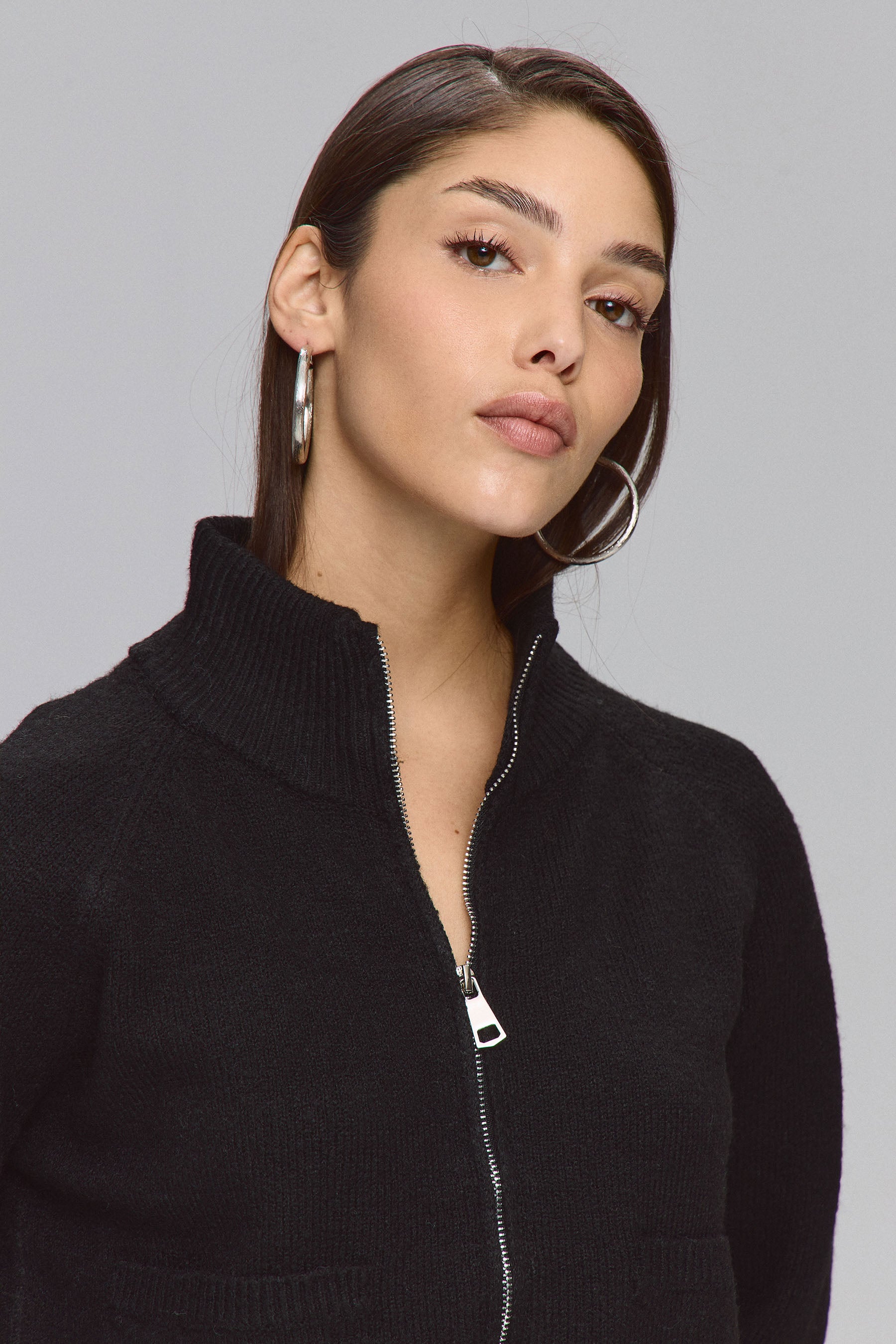 סריג קרדיגן עם רוכסן וכיסים