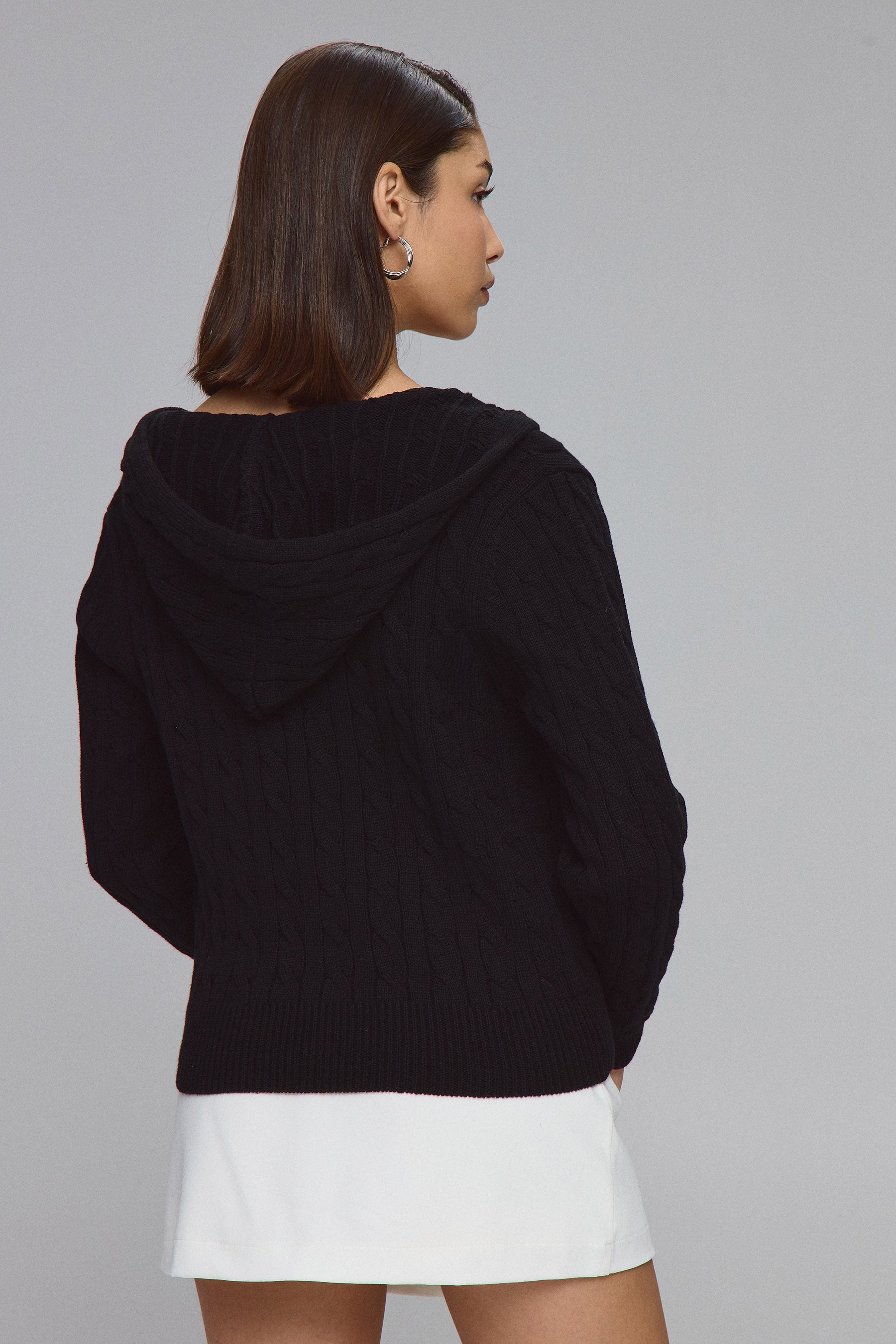 קרדיגן זיפר צמות קפוצ'ון