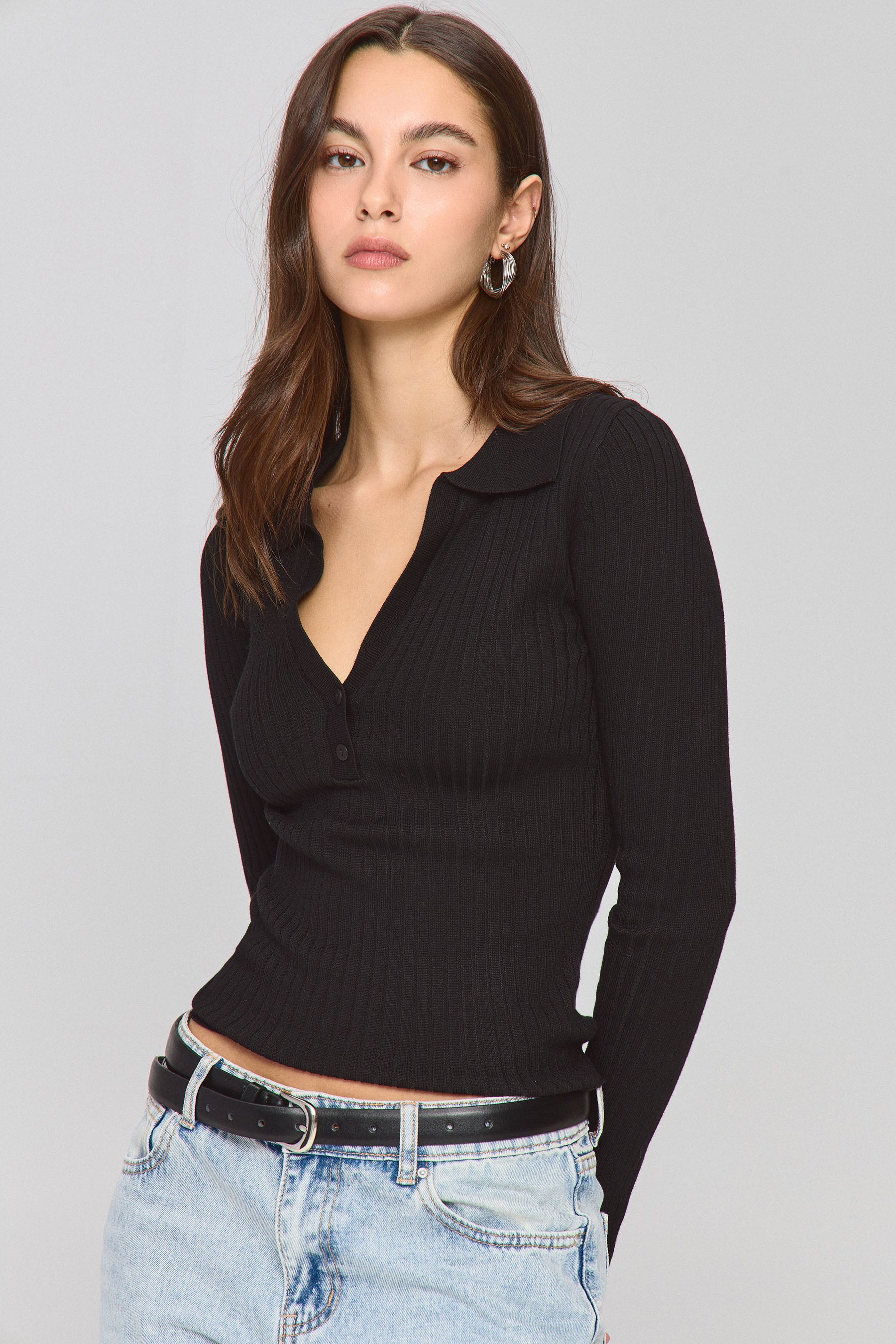 סריג פרומו צווארון פרומו