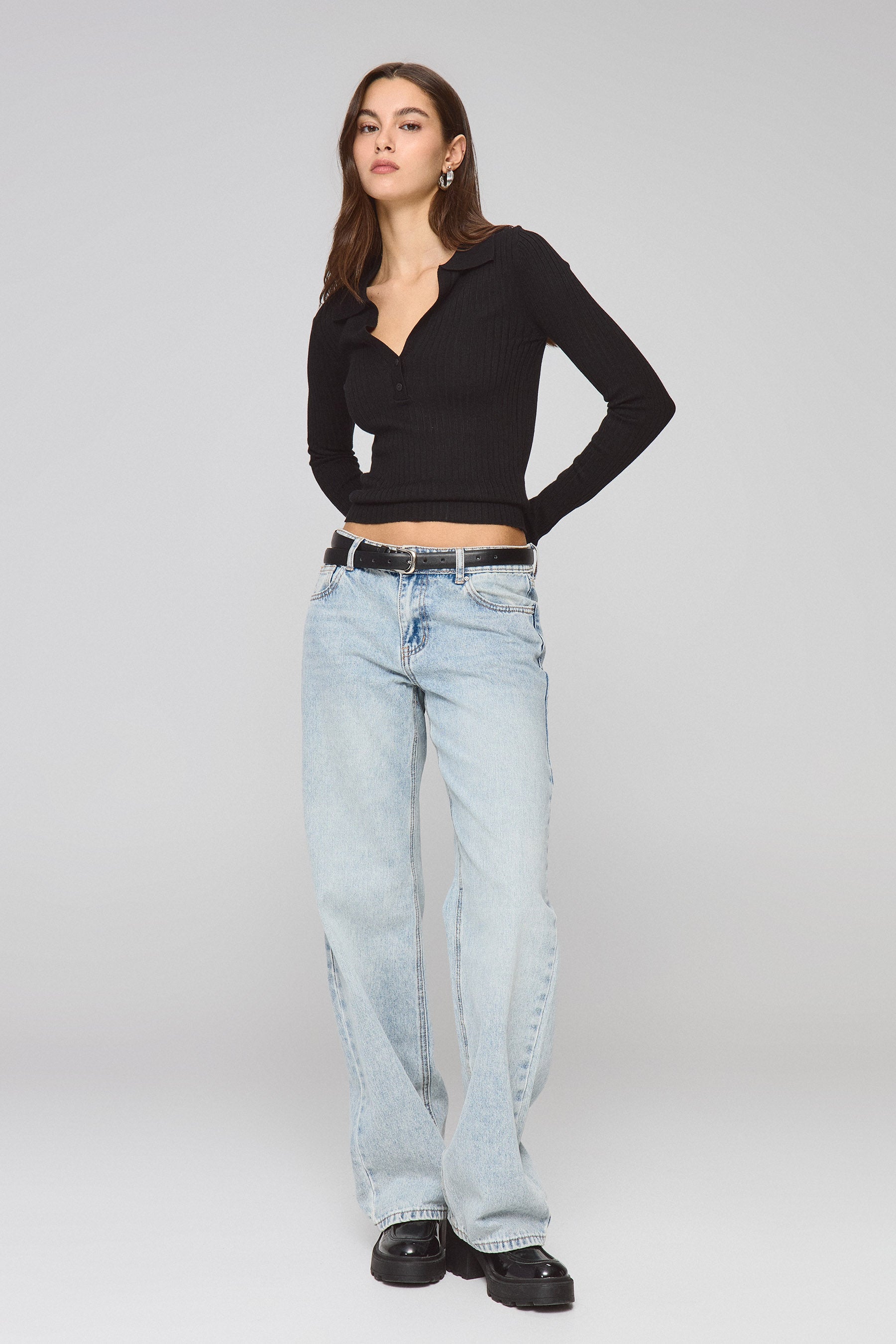 סריג פרומו צווארון פרומו