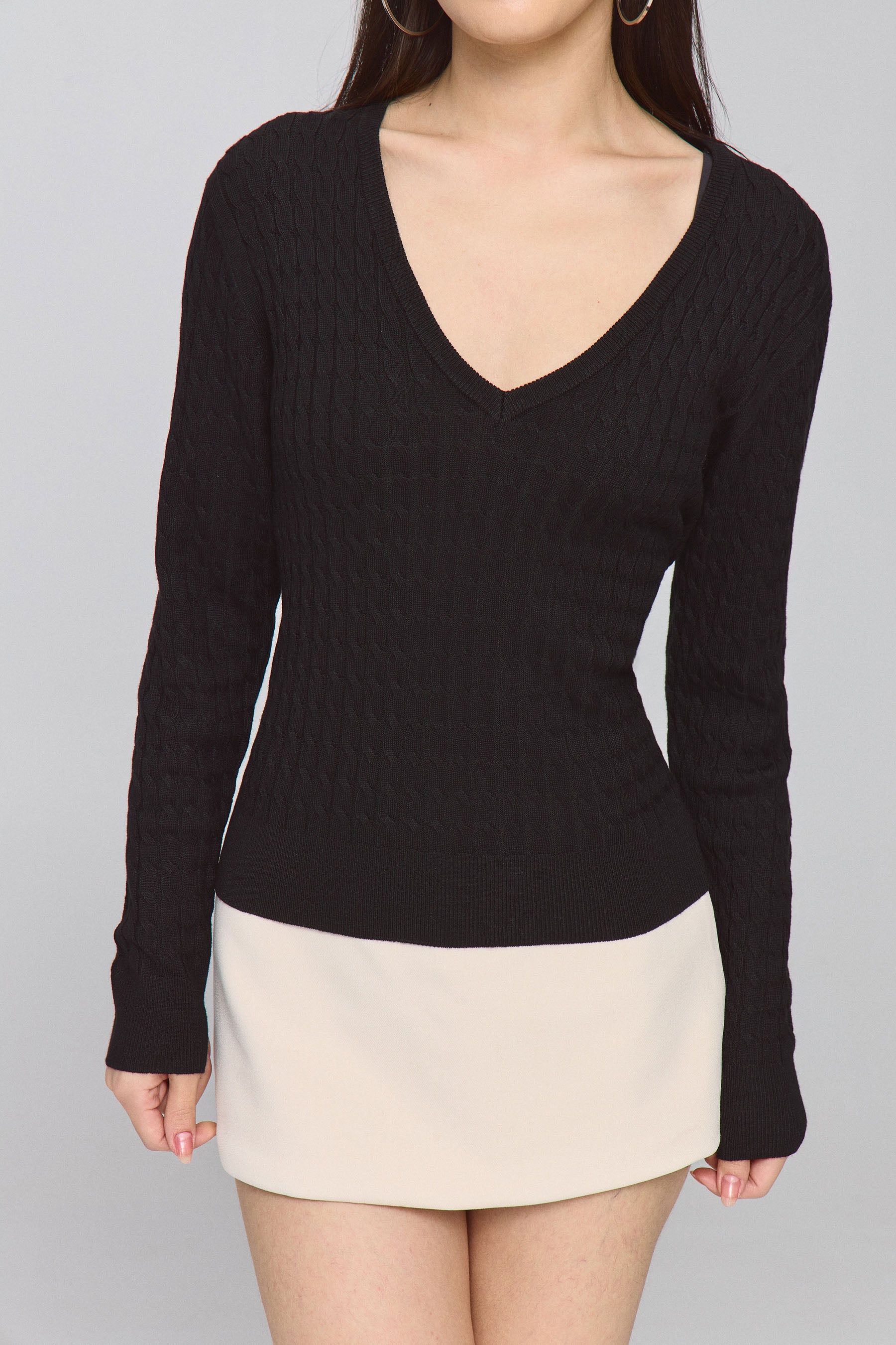 סריג פרומו וי קייבלז ניו