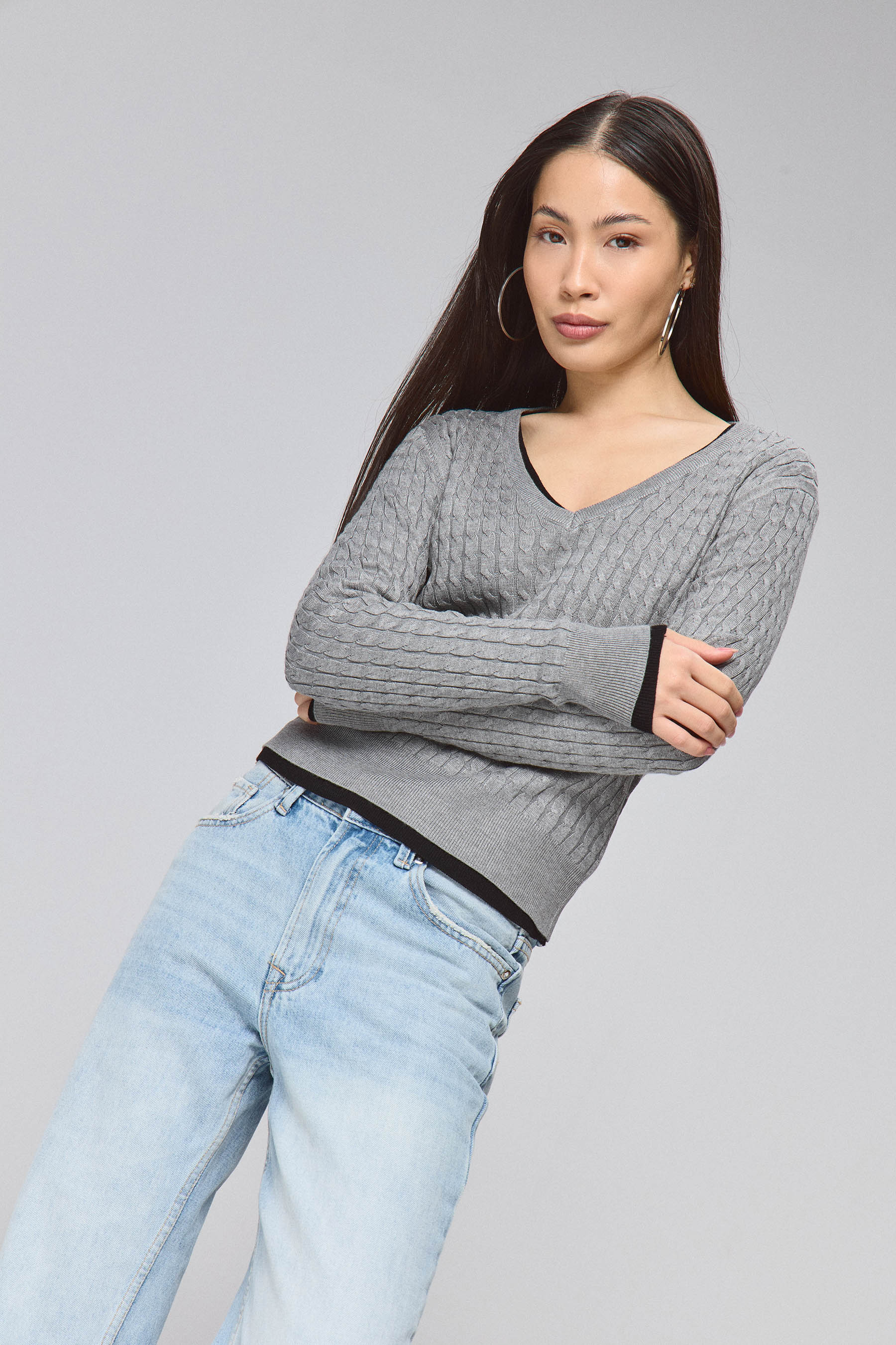 סריג פרומו וי קייבלז ניו