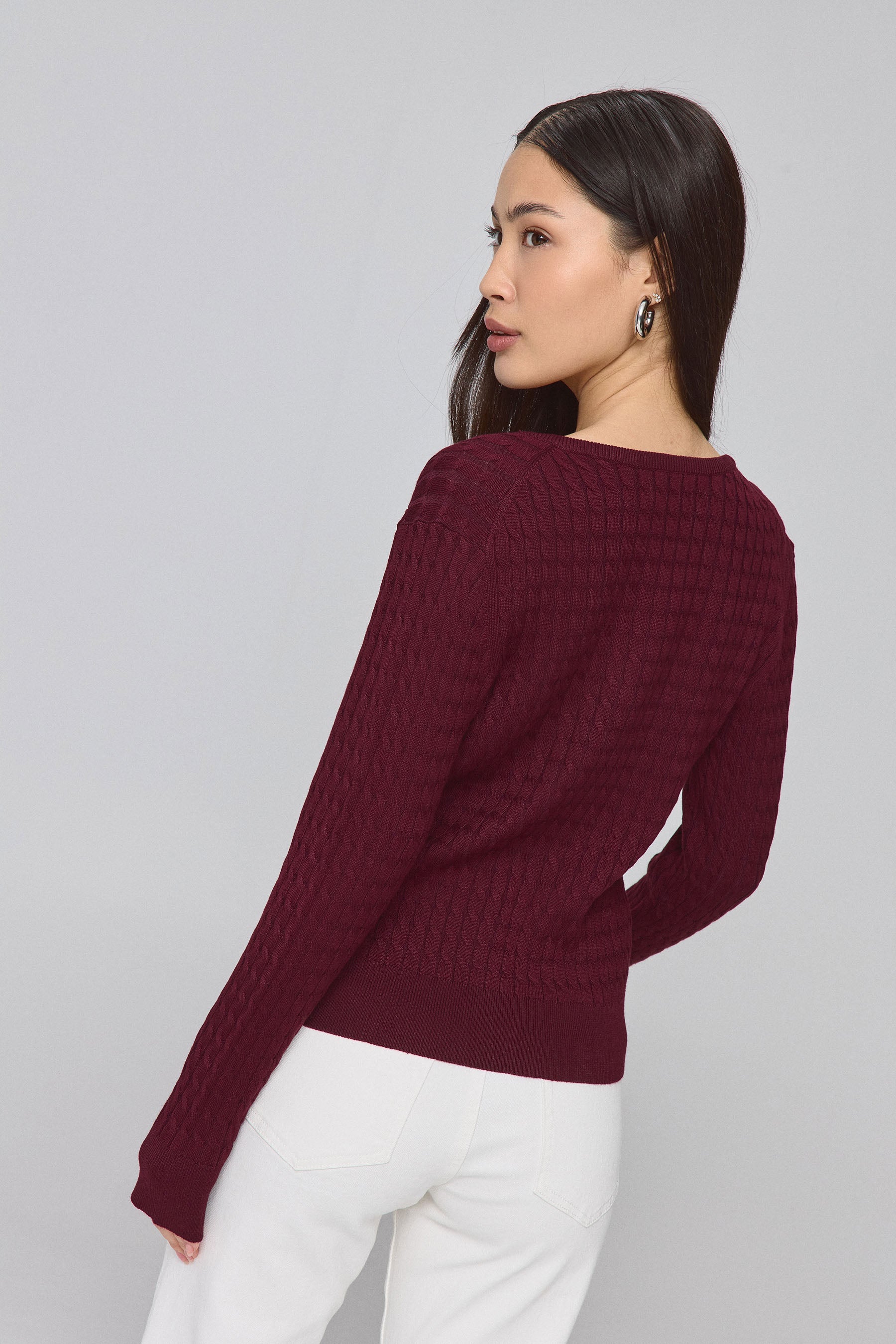 סריג פרומו וי קייבלז ניו