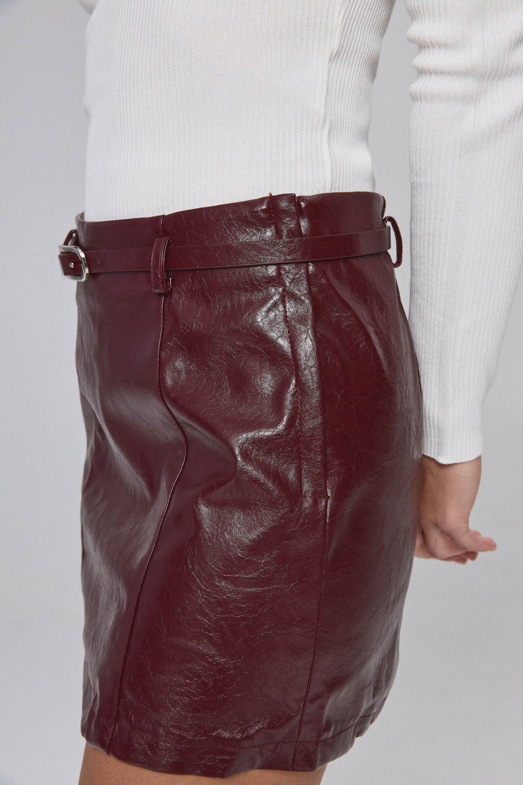 חצאית PU עם חגורה סט