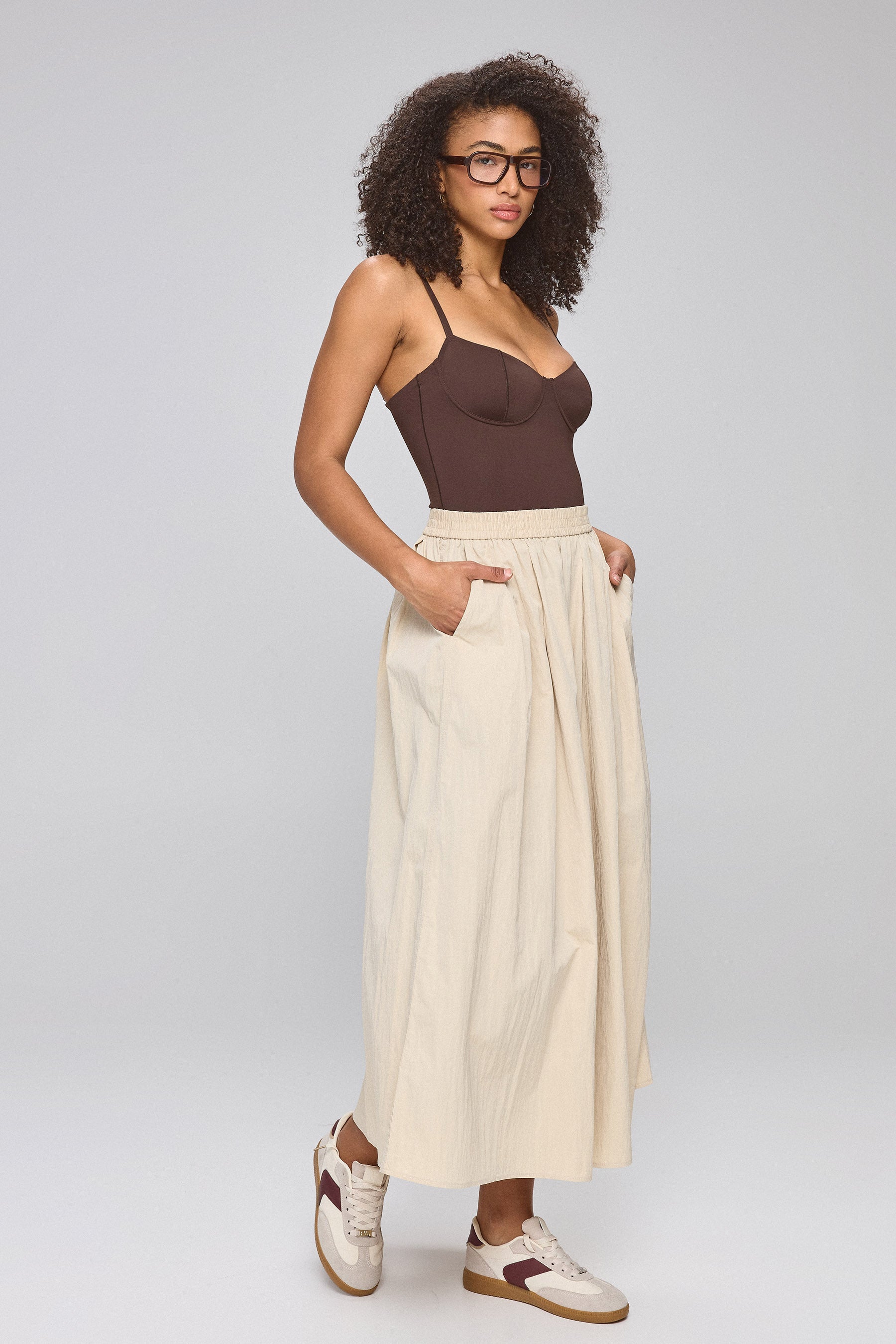 חצאית כיווצים מקסי ניילון