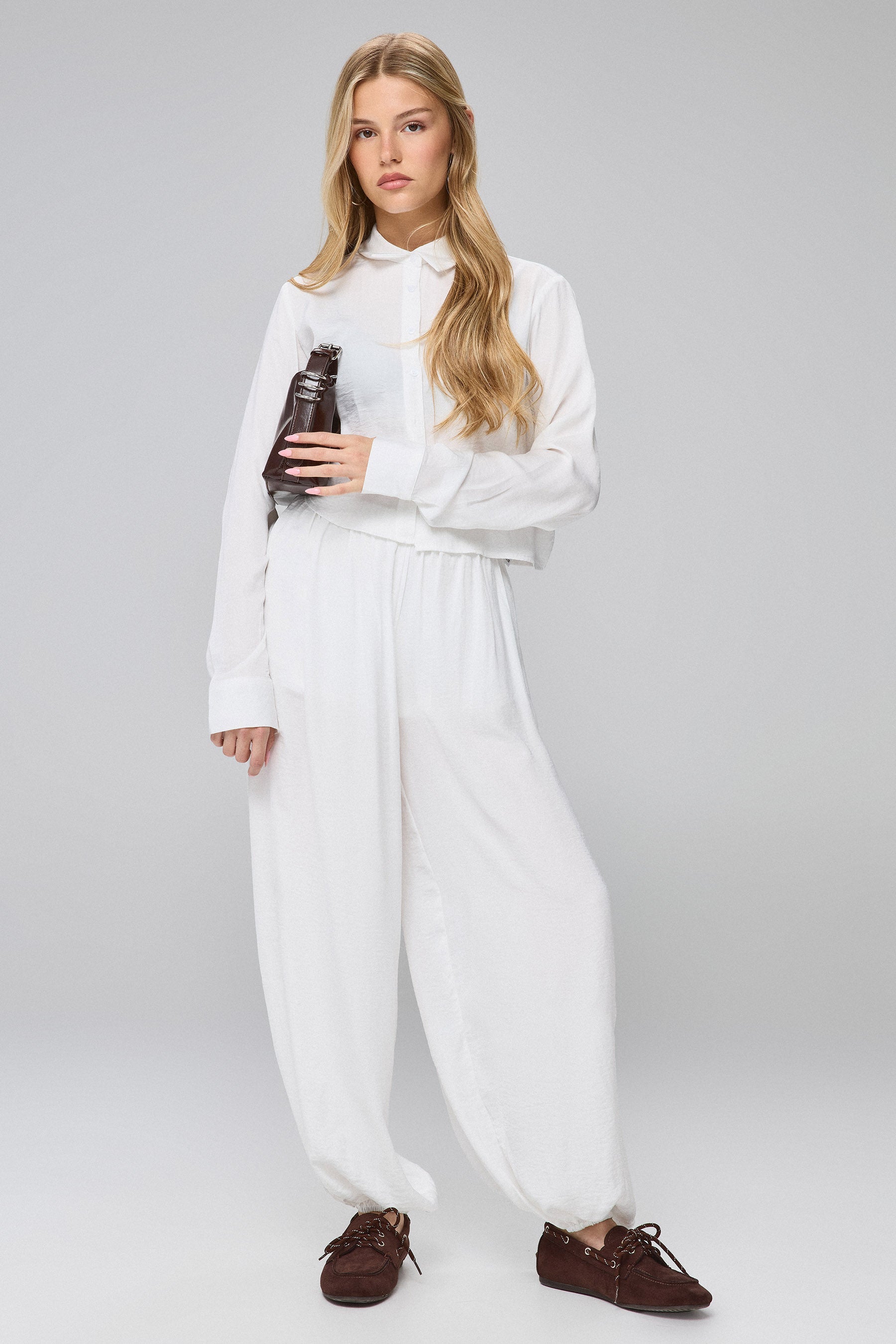 חולצת בוקס סט סאטן קרינקל