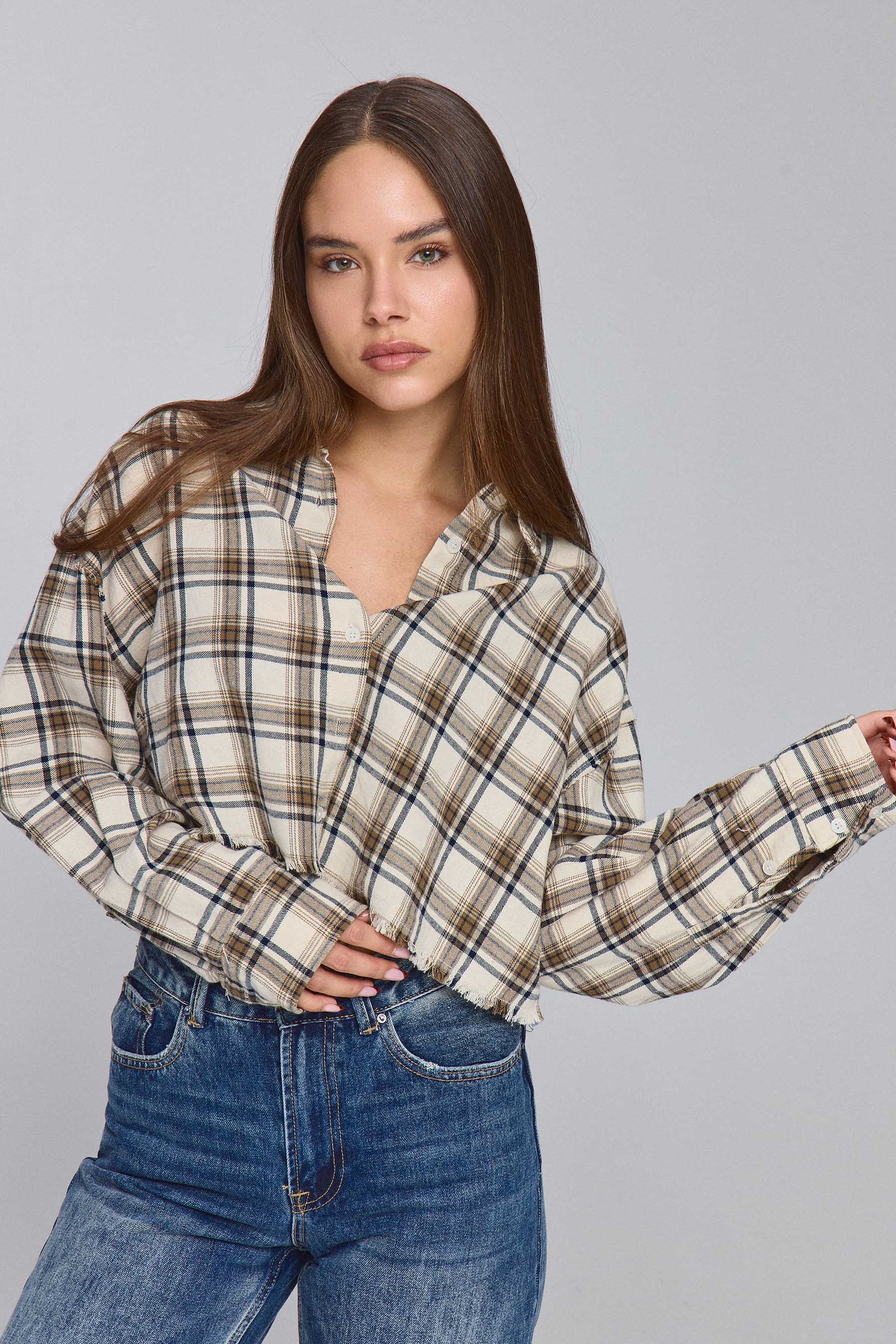 חולצת משבצות קרופ