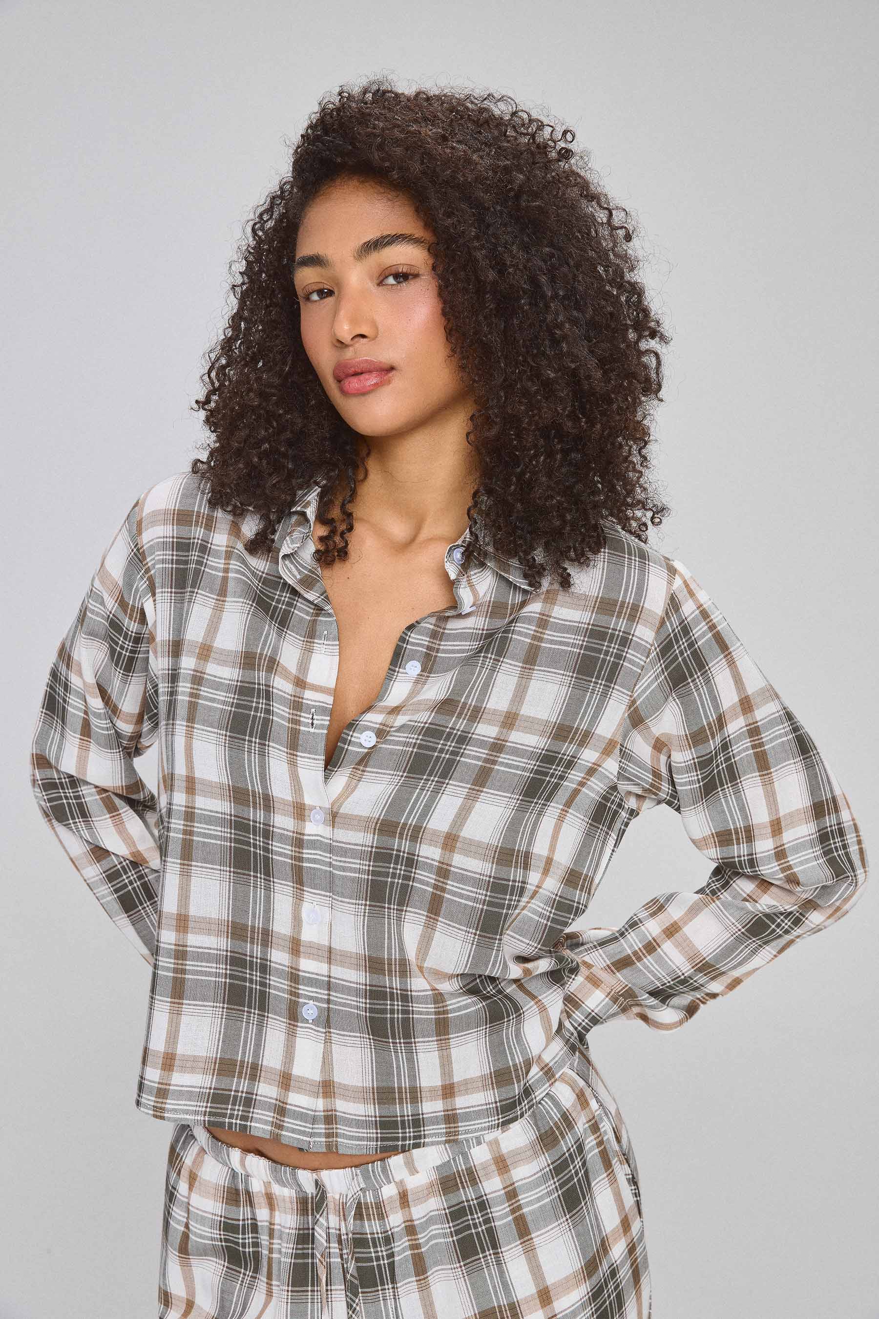 חולצת קרופ סט שיבוץ זית