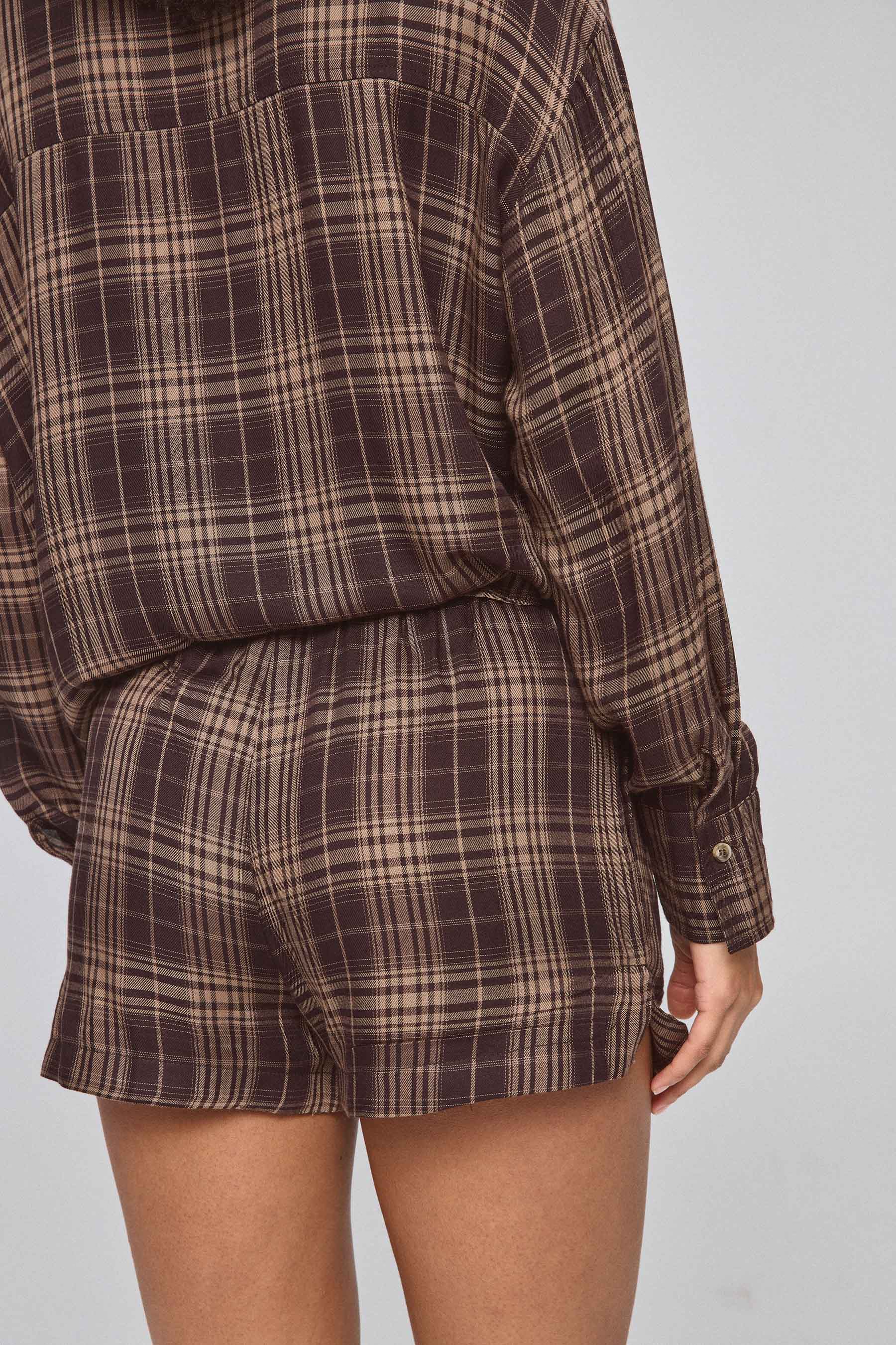 מכנס קצר סט שיבוץ חום