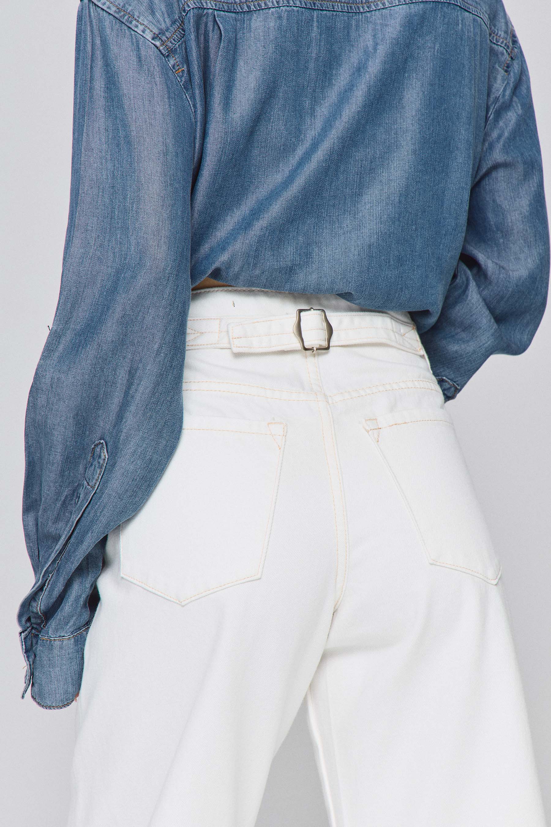 ג'ינס רחב אביב