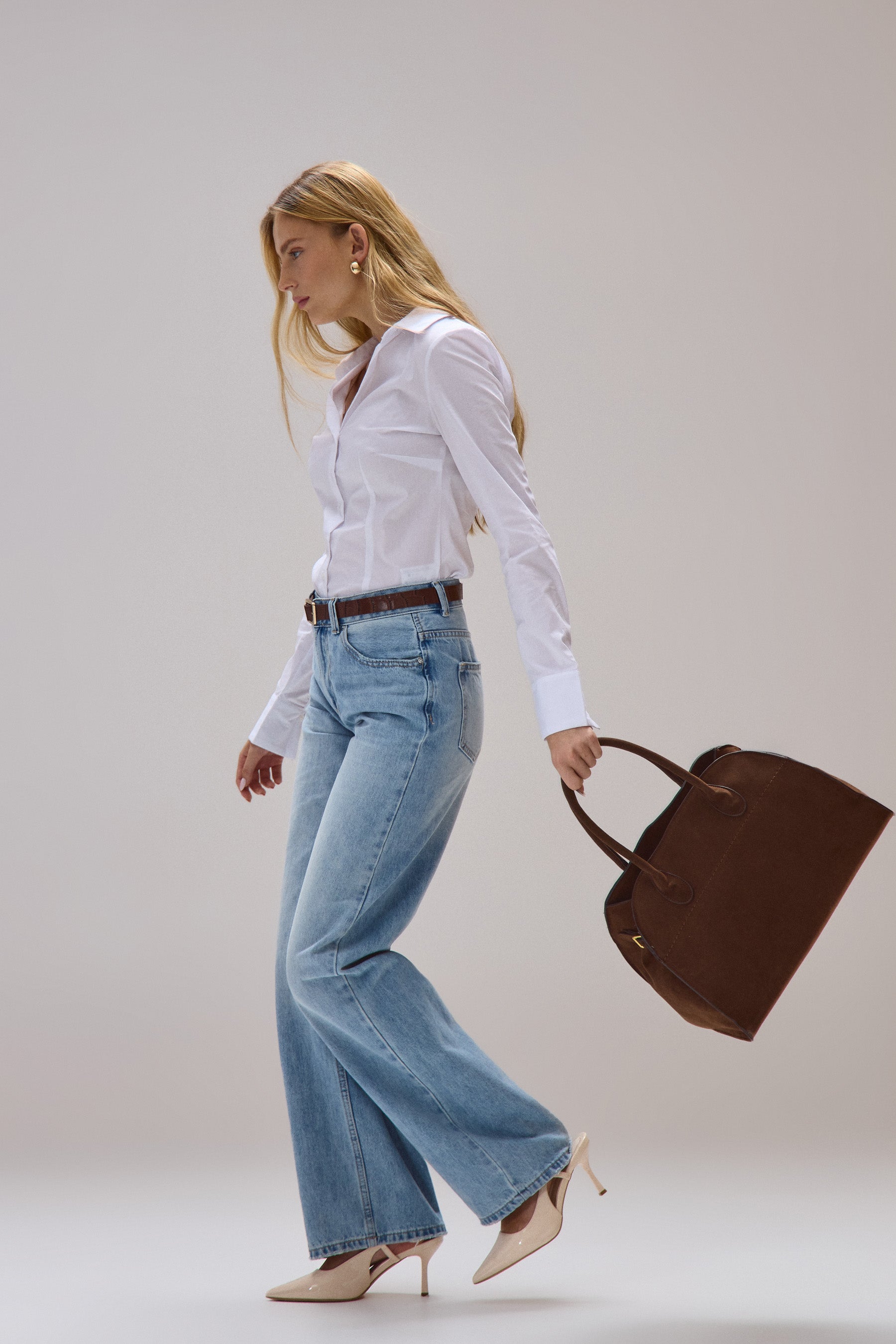 ג'ינס מימי רגל רחבה