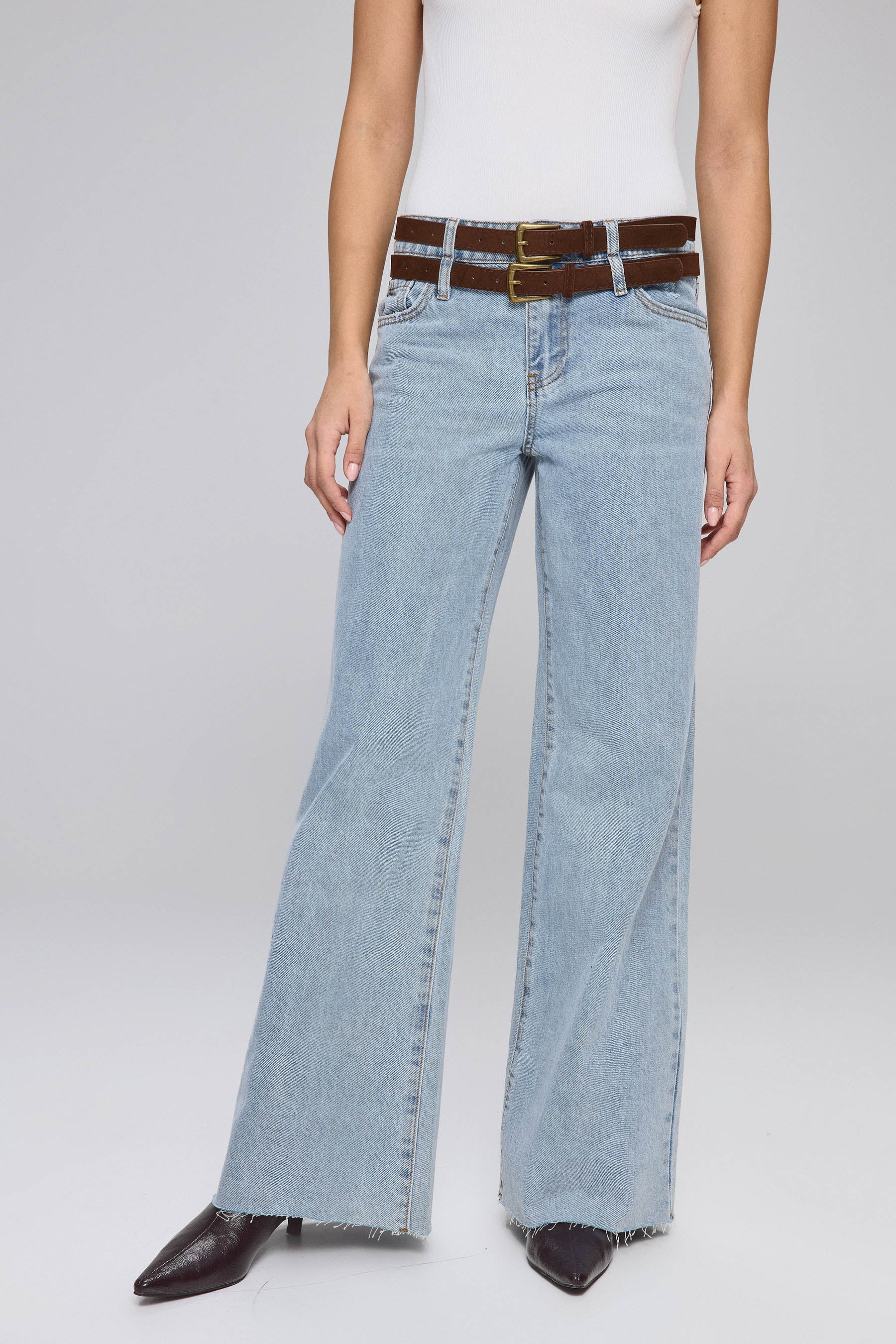 ג'ינס חגורה כפולה