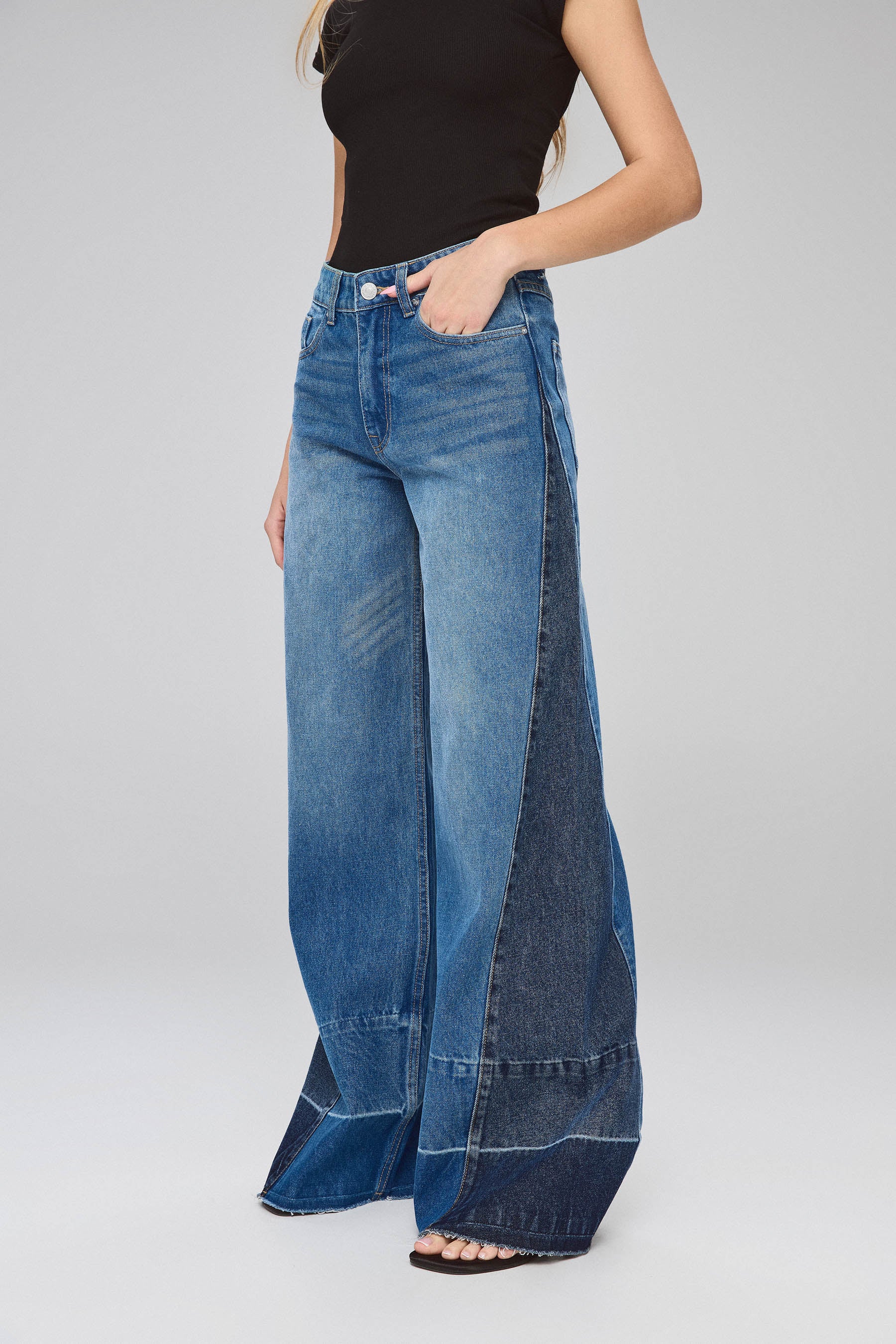 ג'ינס רחב דולי