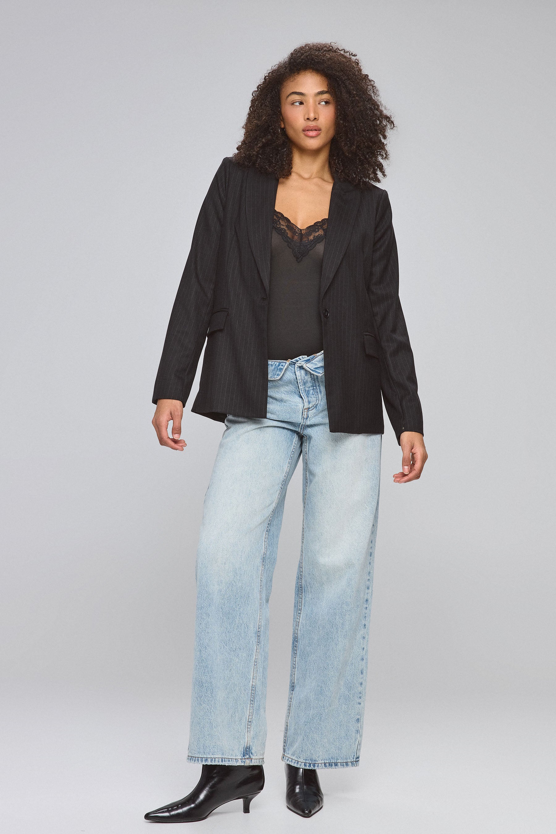 בגד גוף הולי תחרה