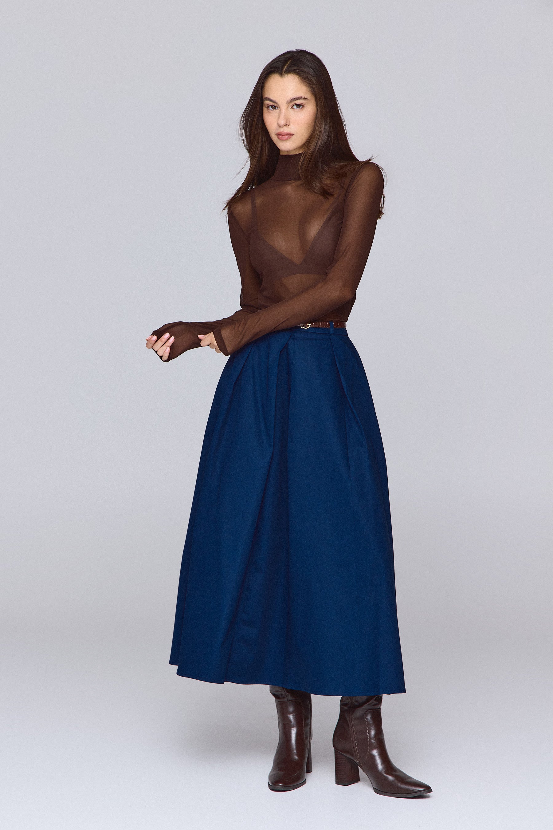 חצאית קפלים מקסי חגורה