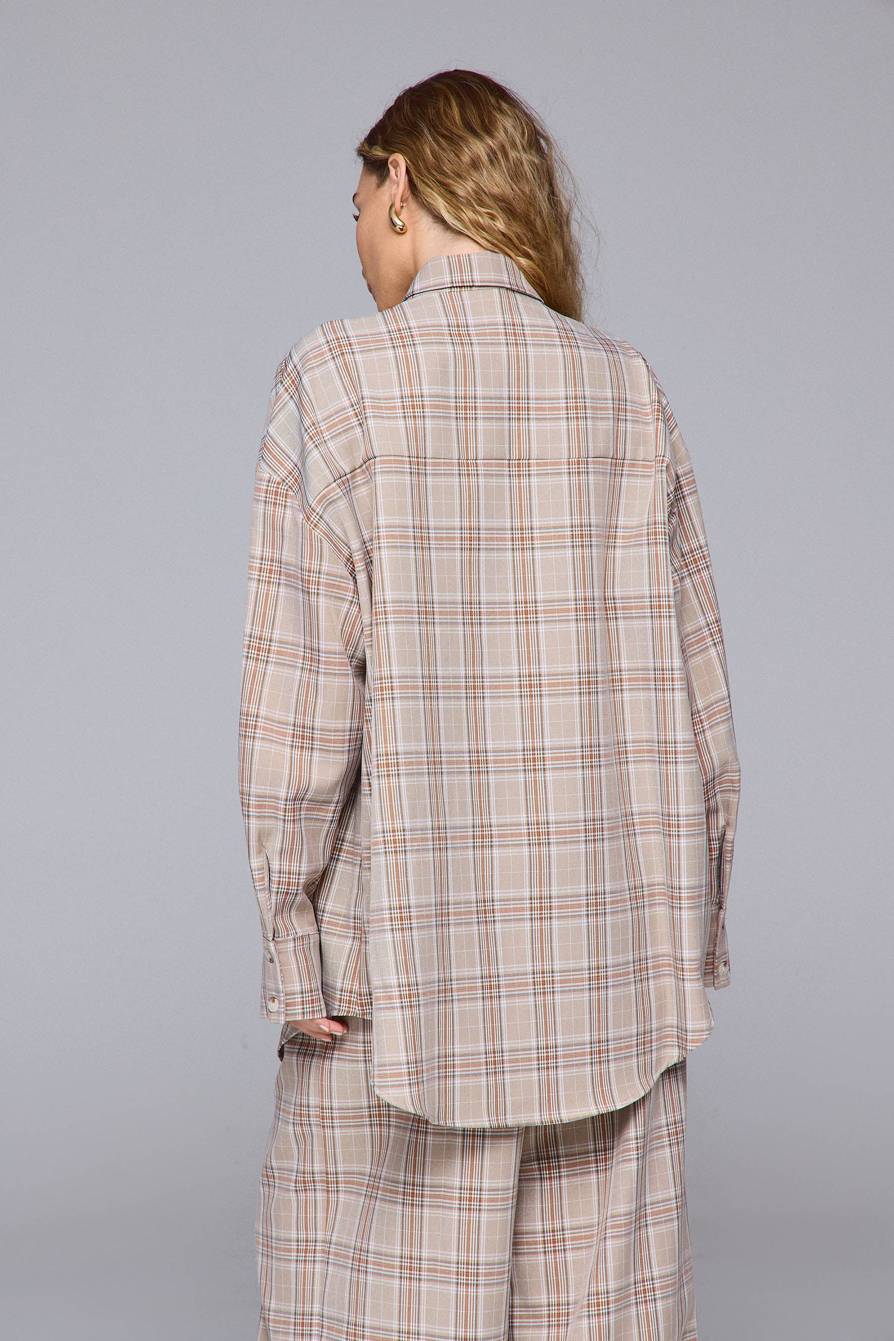 חולצת אוברסייז משובץ