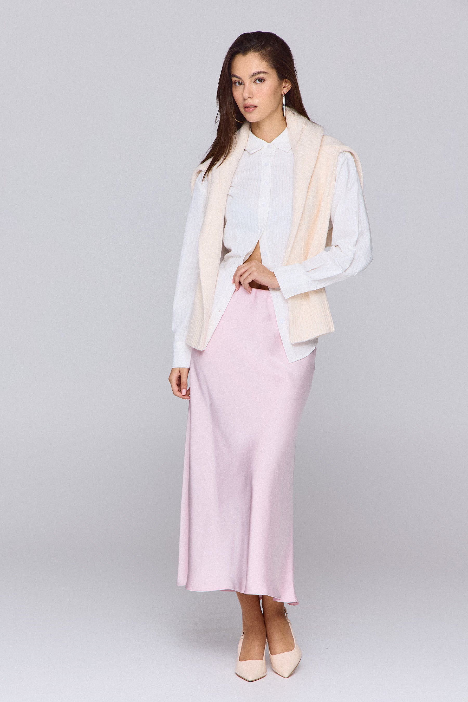 חצאית סאטן מידי פינק