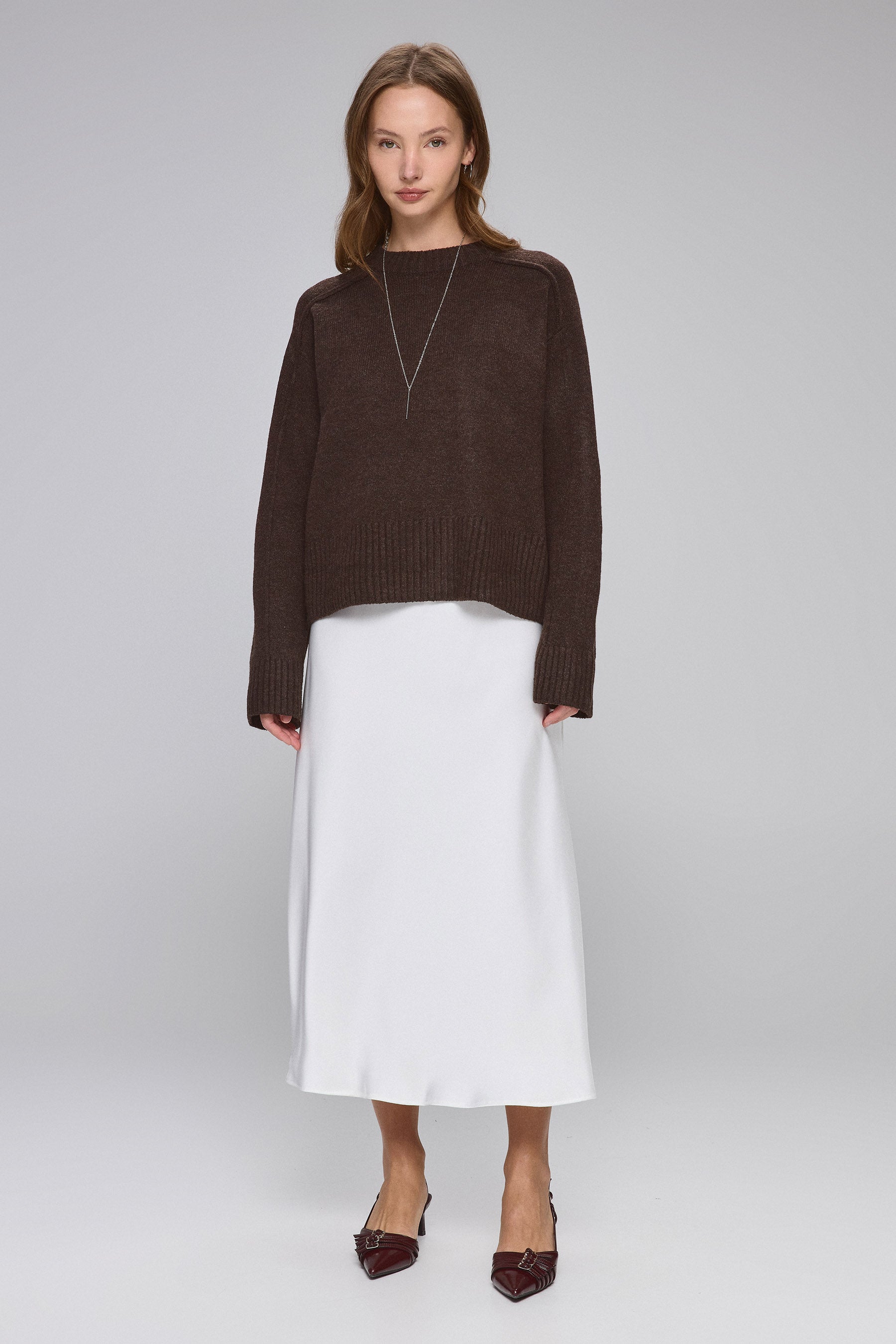 חצאית גלוסי מידי וויט