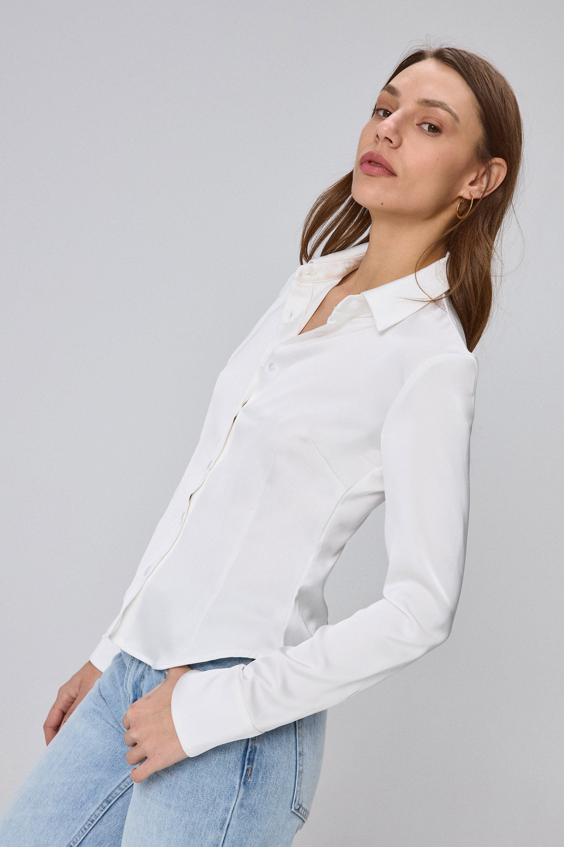 חולצת גלוסי מתפרים וויט