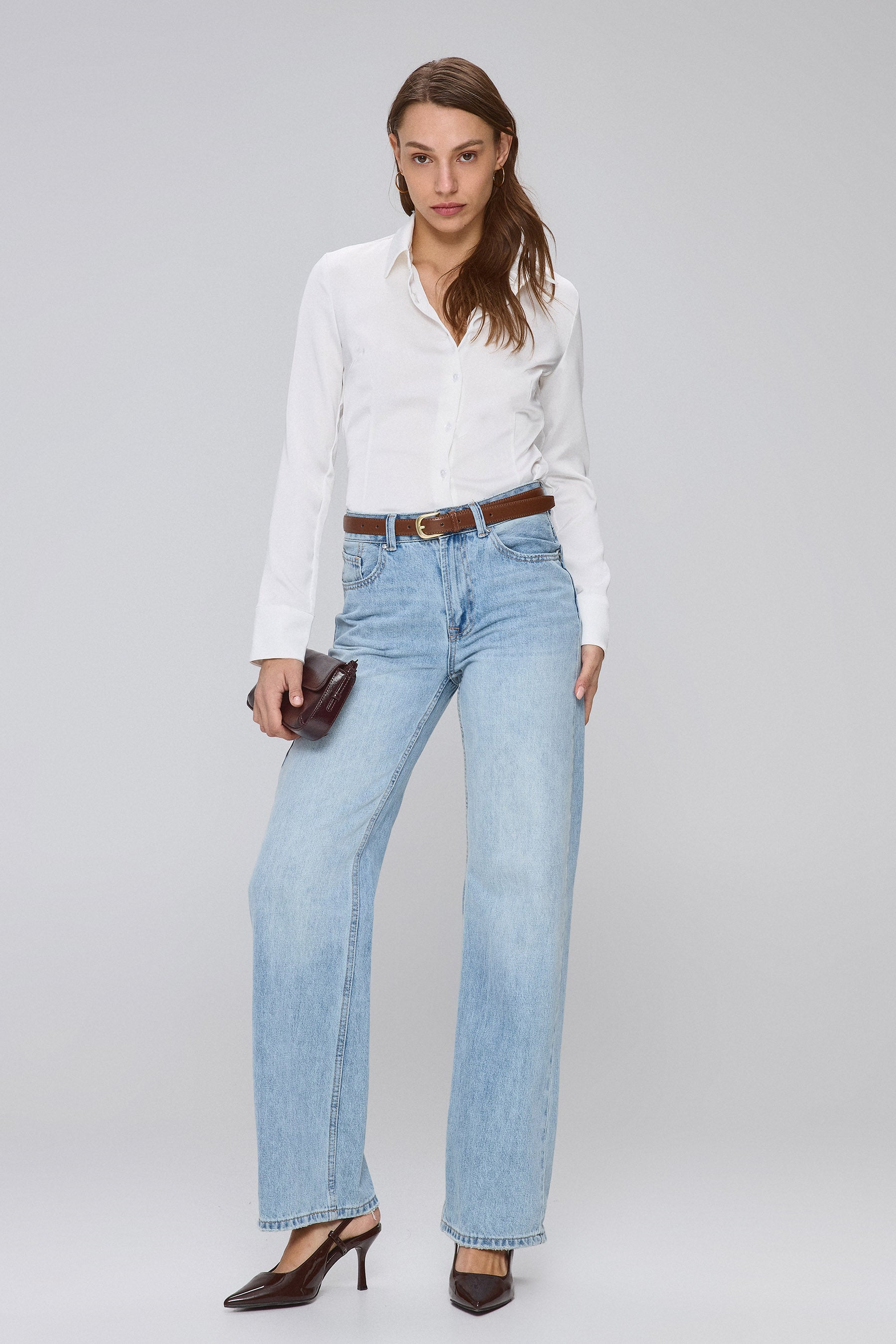 חולצת גלוסי מתפרים וויט