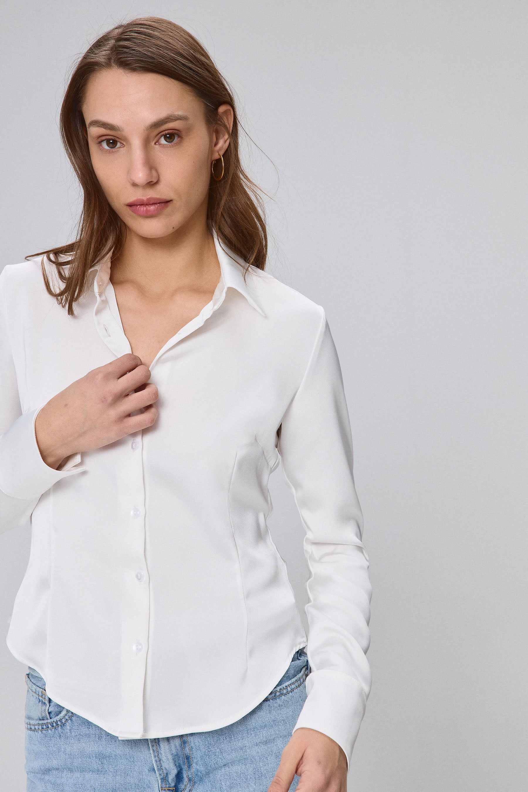 חולצת גלוסי מתפרים וויט