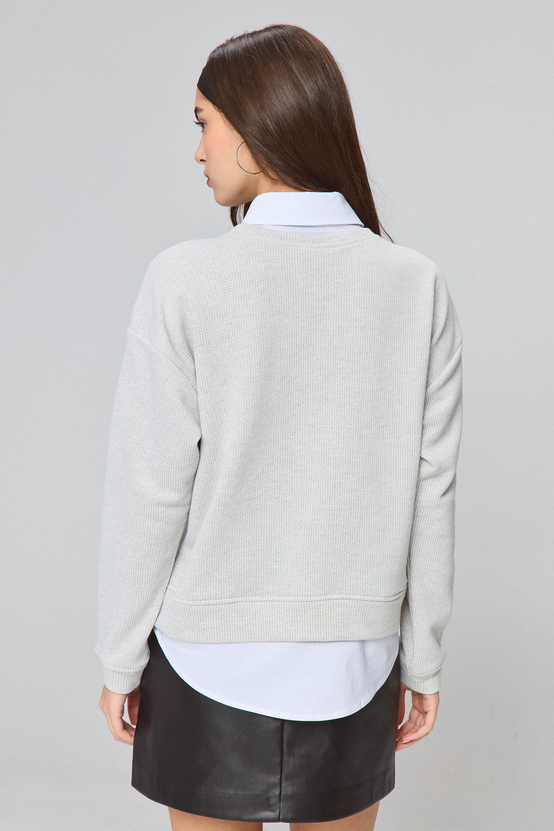 סווטשירט פישבון עם חולצה מכופתרת