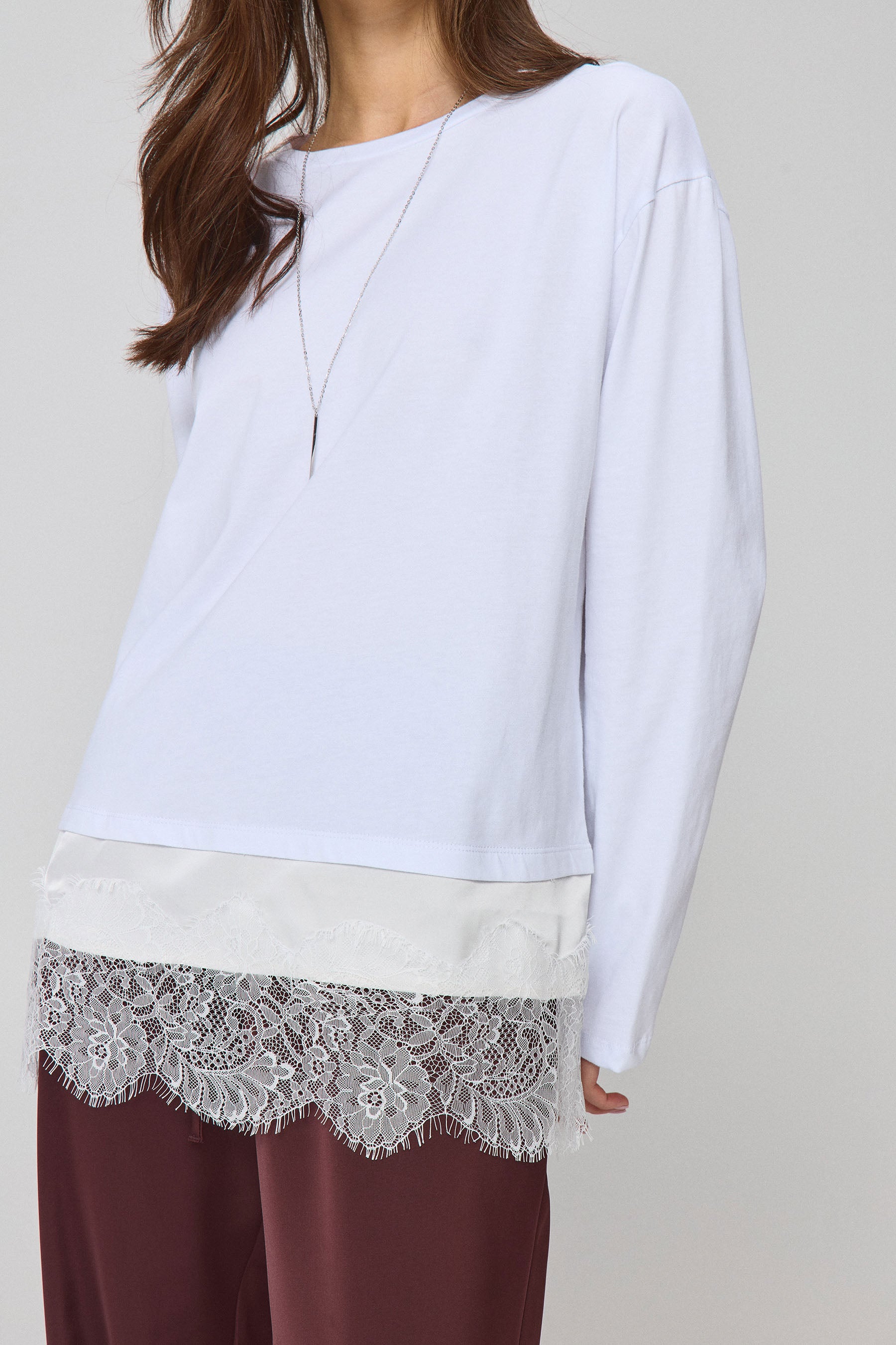 טישירט אוברסייז שילוב תחרה וויט