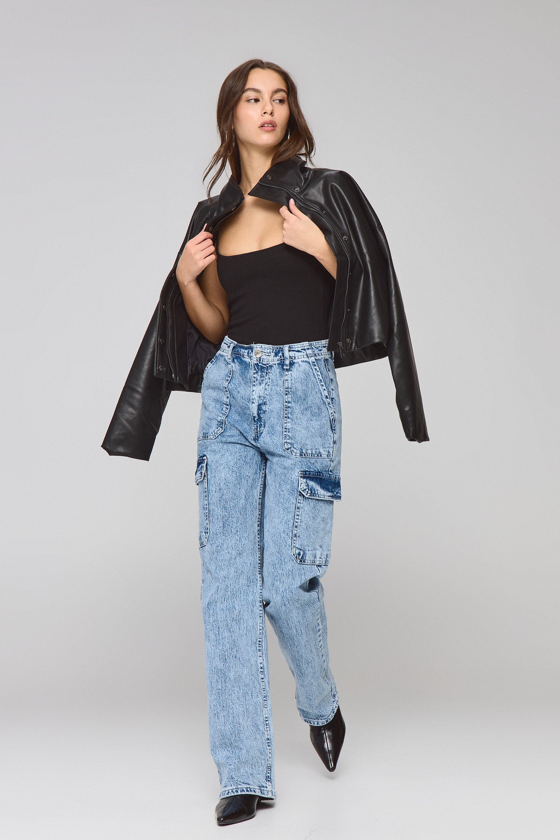 גופייה כתפיות הנס