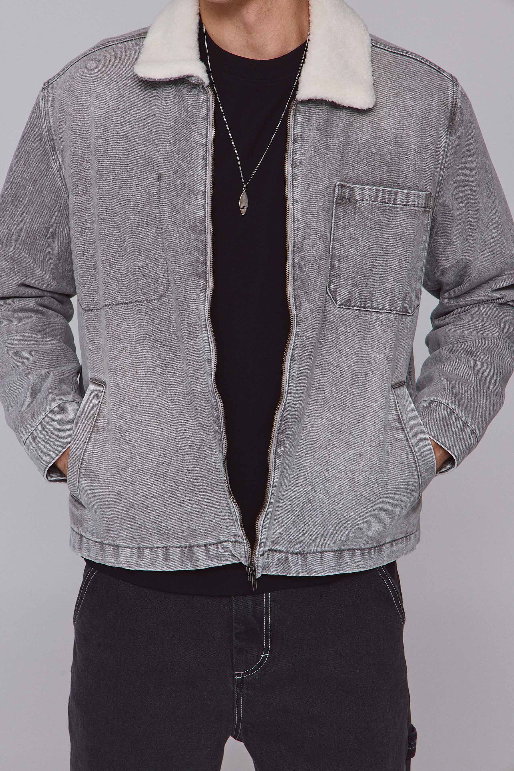 ג'קט ג'ינס מנהטן