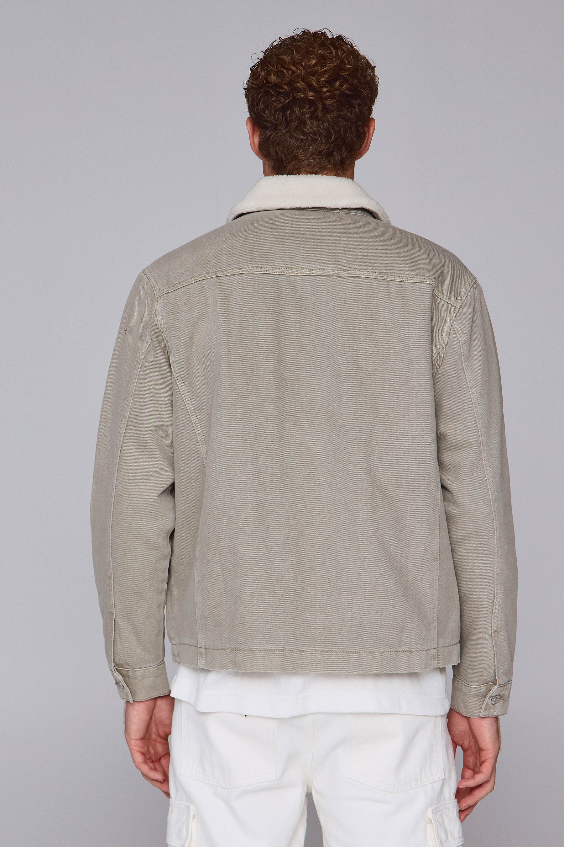 ג'קט ג'ינס מנהטן