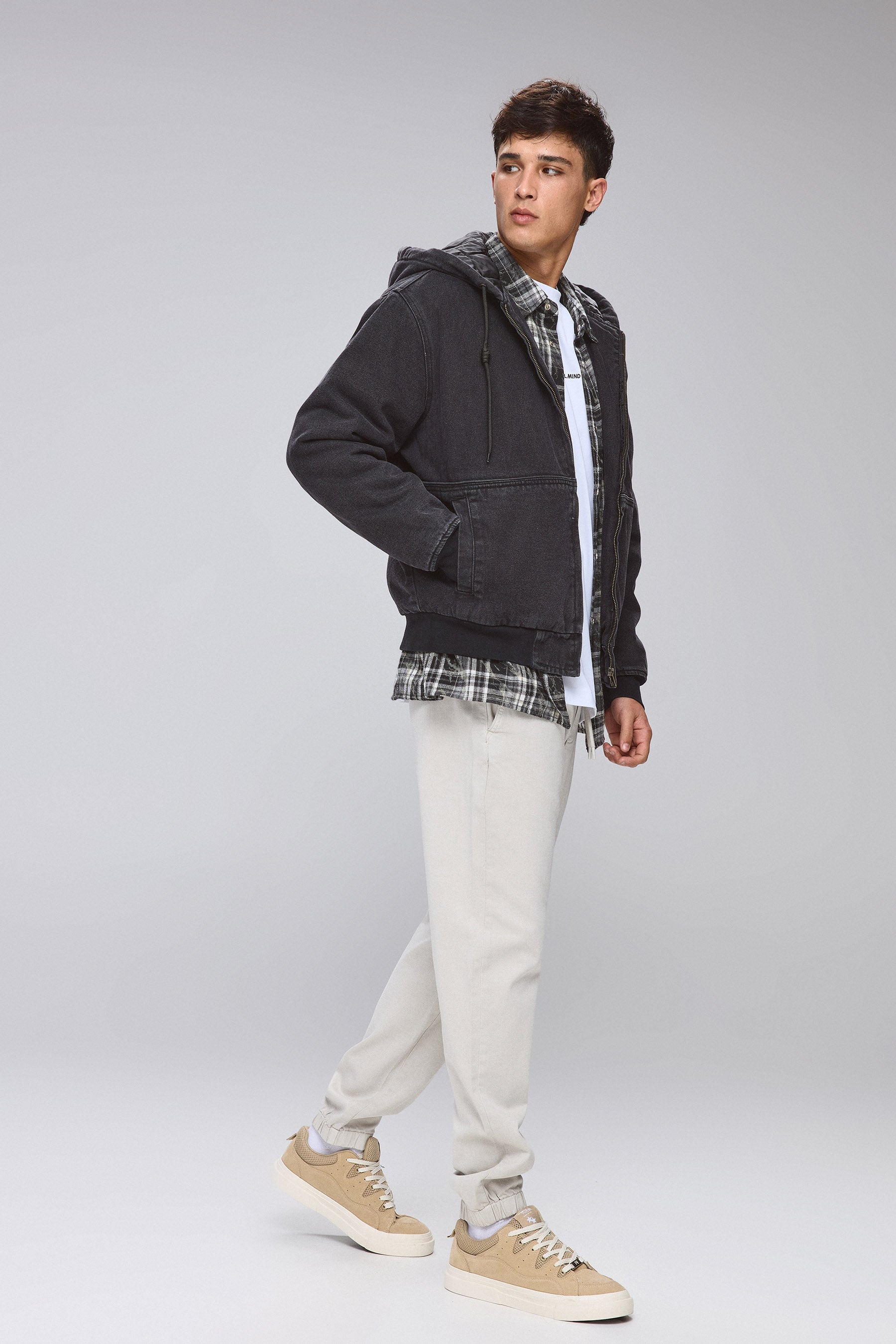 ג'קט בומבר ג'ינס