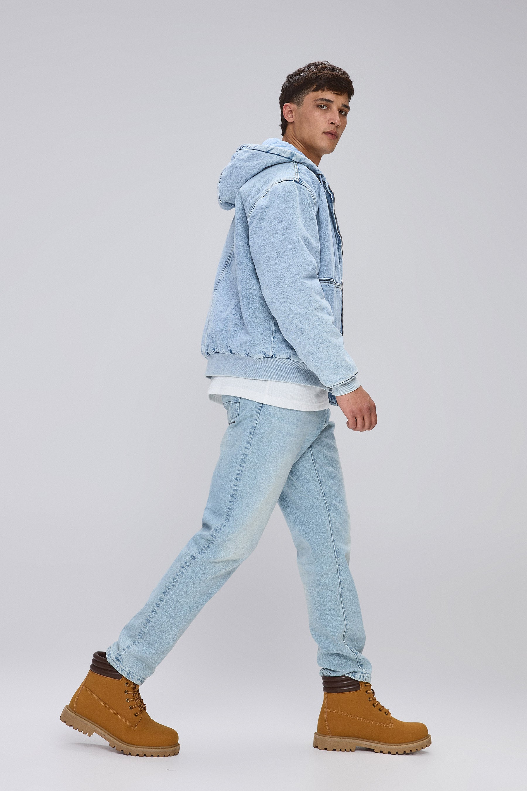 ג'קט בומבר ג'ינס